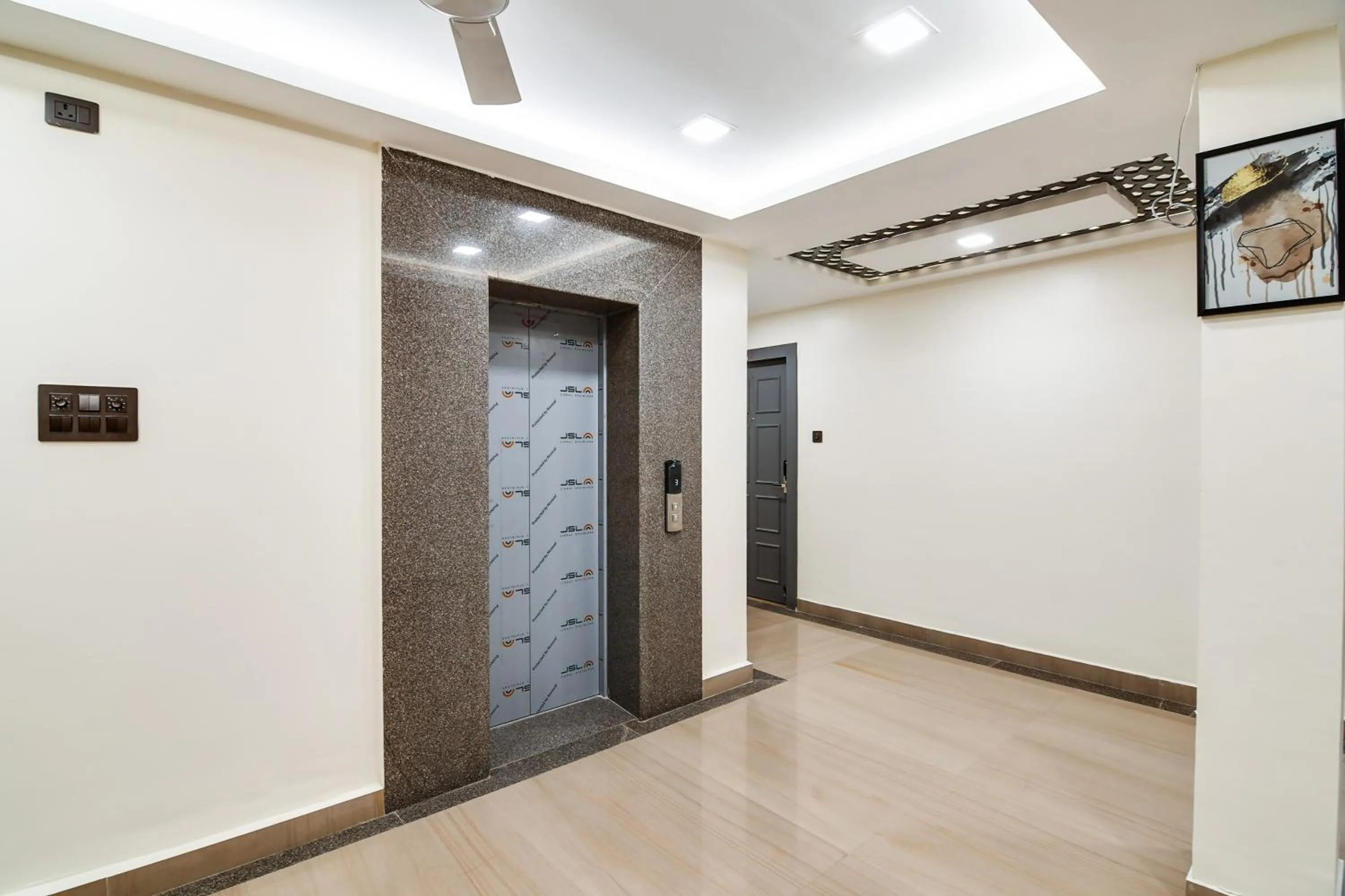 Other in Townhouse Oak Ecstasy