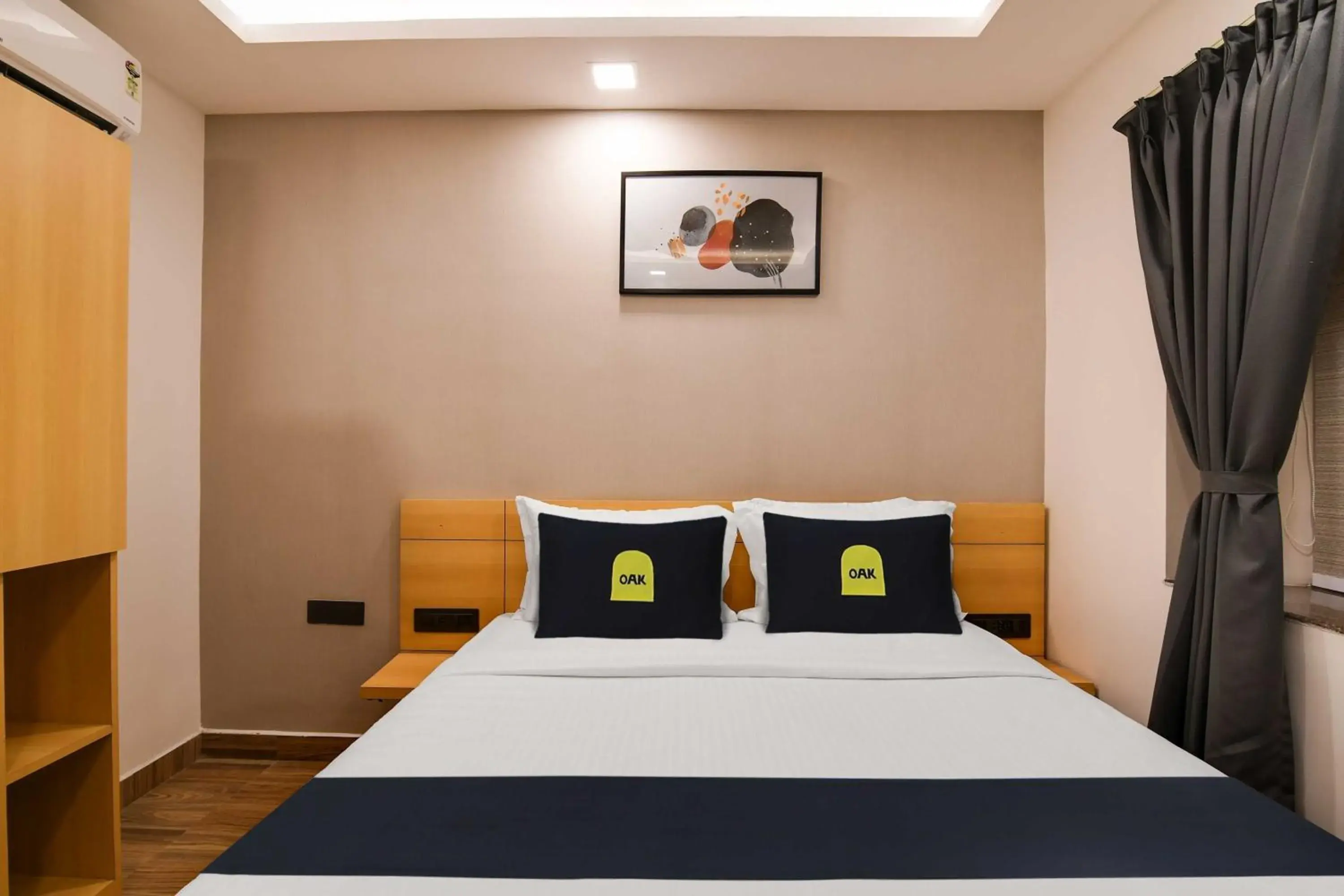 Lobby or reception, Bed in Super Townhouse Oak Sayhallo Ecstasy Lobby or reception, Bed in Super Townhouse Oak Sayhallo Ecstasy