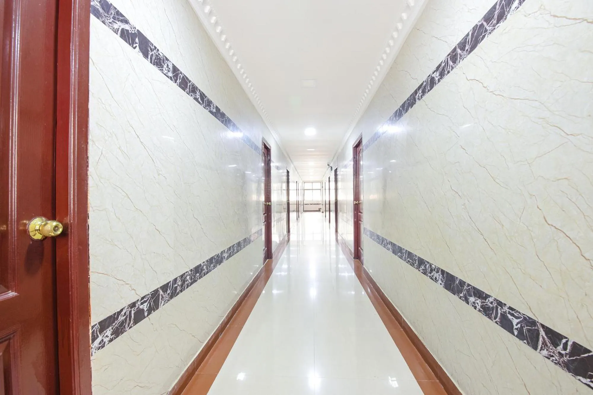 Lobby or reception in Via Le Royal Inn