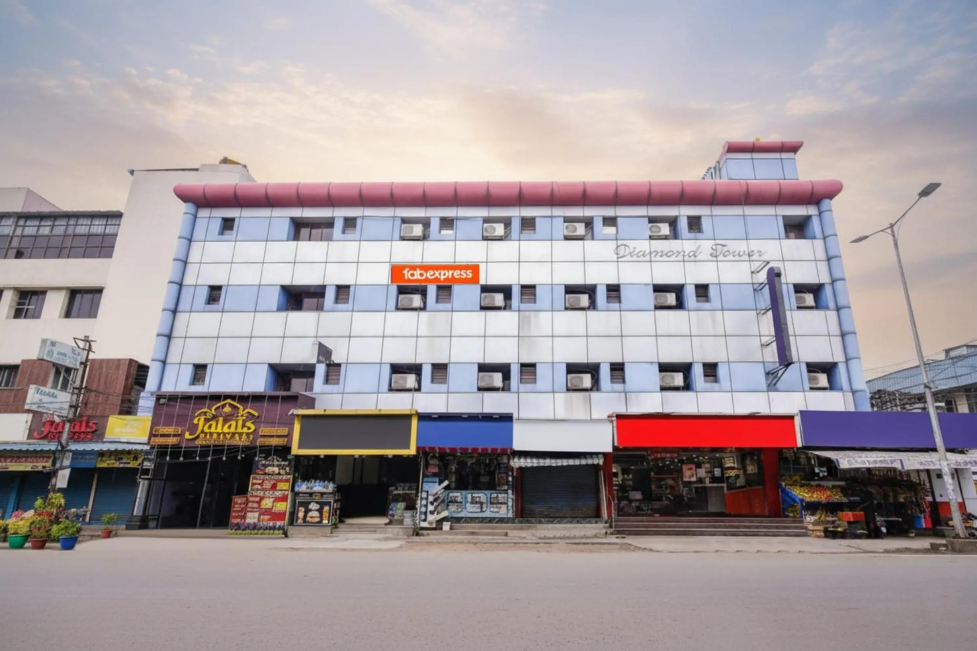 Property building in Via Le Royal Inn