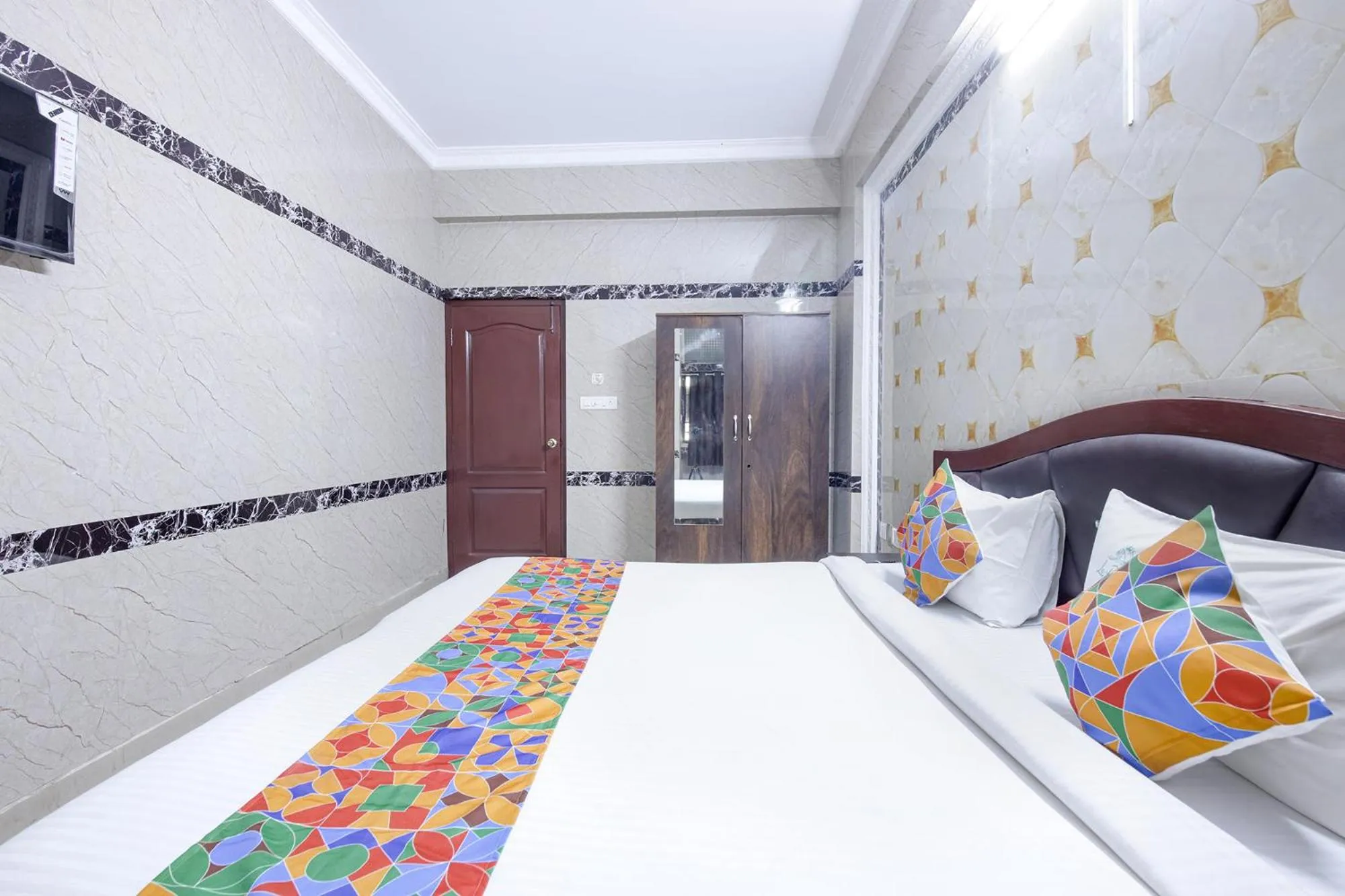 Bed in Via Le Royal Inn