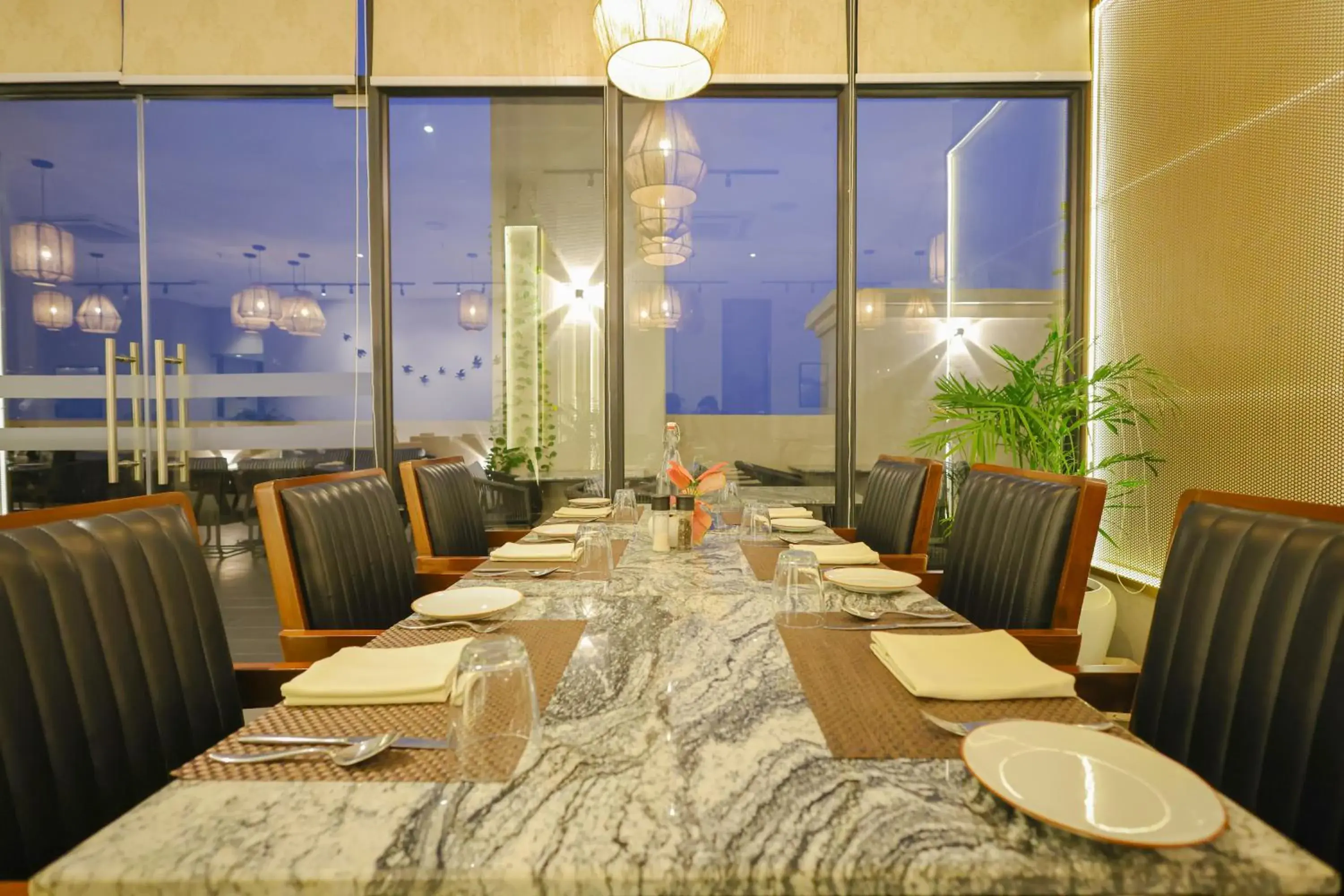 Restaurant/places to eat in Rhythm Gurugram Hotel & Suites, Sohna Road Restaurant/places to eat in Rhythm Gurugram Hotel & Suites, Sohna Road