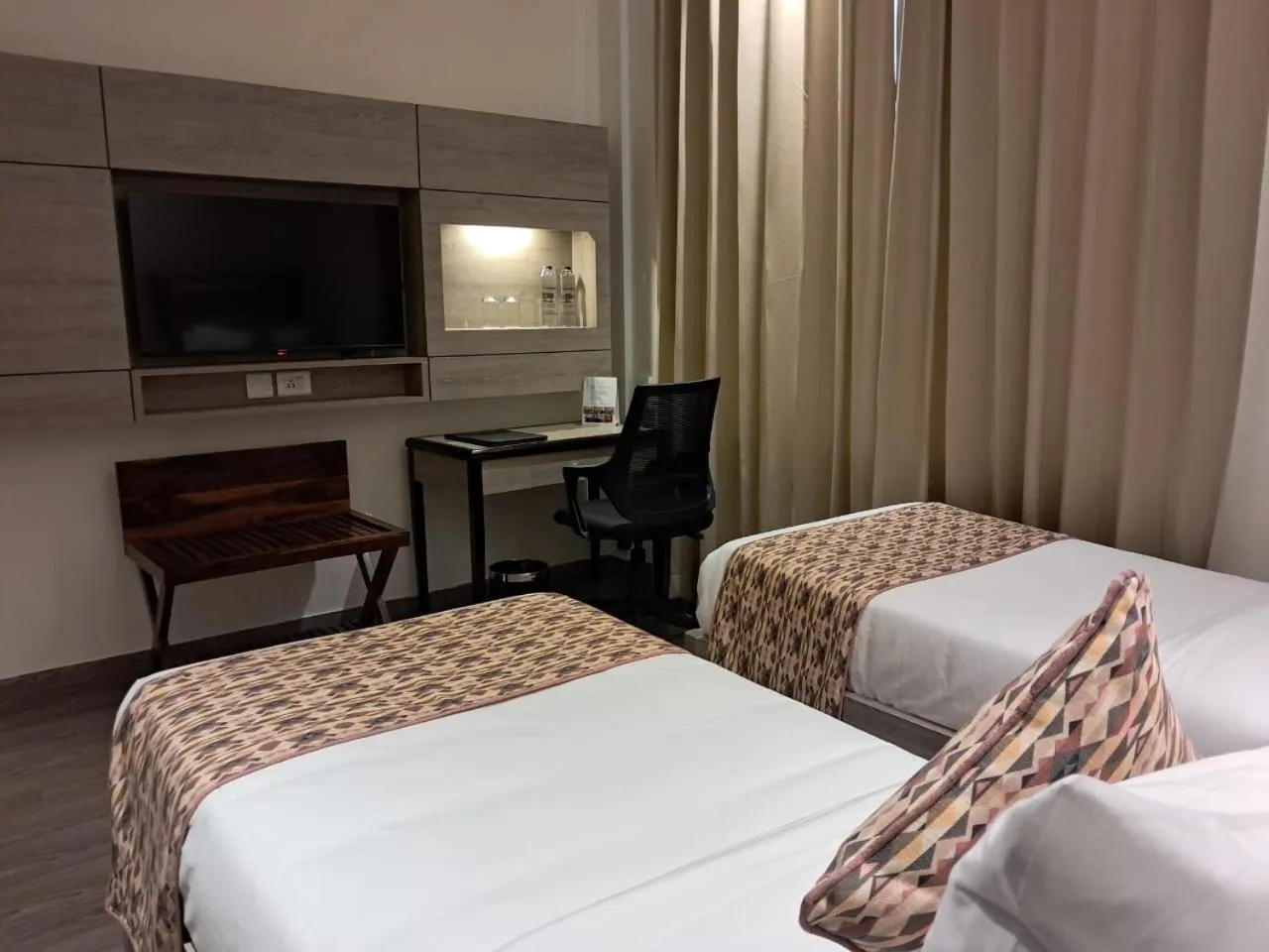 Bedroom, Bed in Rhythm Gurugram Hotel & Suites, Sohna Road