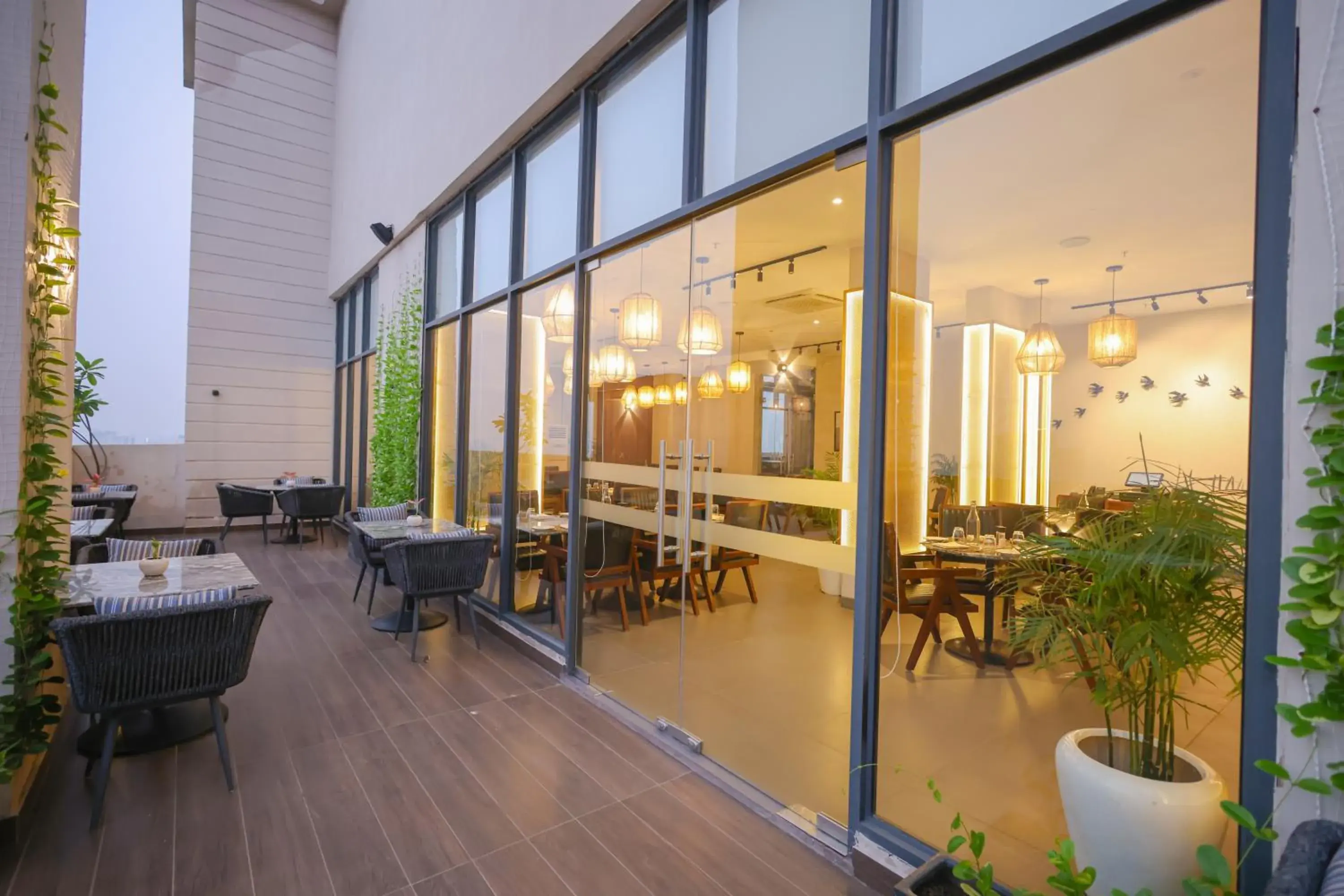 Restaurant/places to eat in Rhythm Gurugram Hotel & Suites, Sohna Road Restaurant/places to eat in Rhythm Gurugram Hotel & Suites, Sohna Road