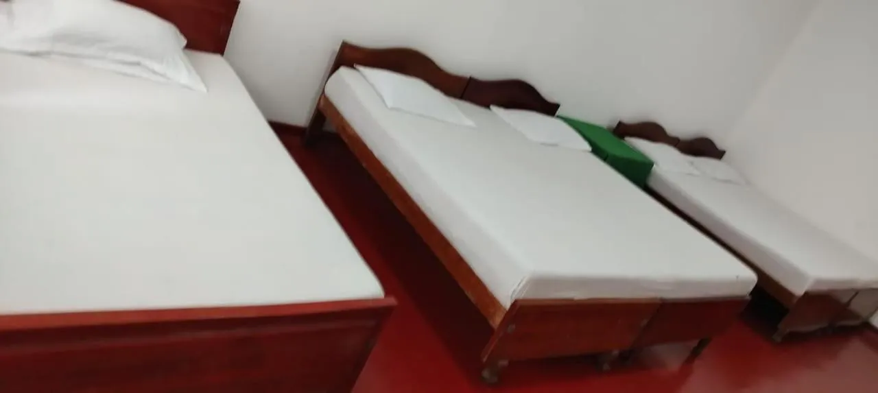 Bed in Hotel Lakeside