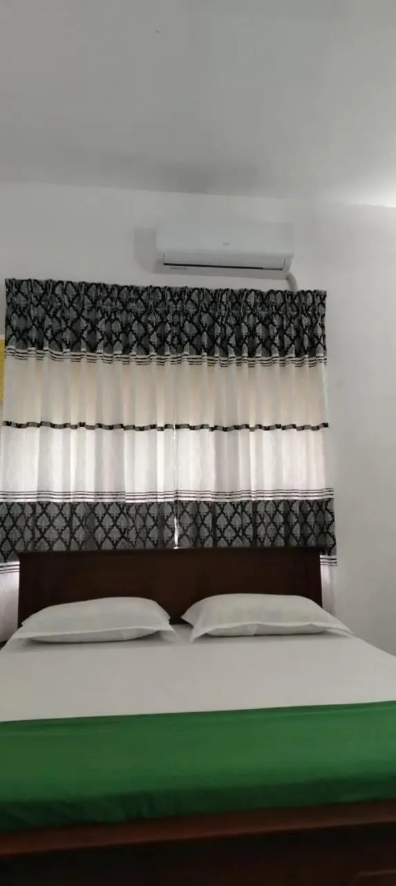 Bed in Hotel Lakeside