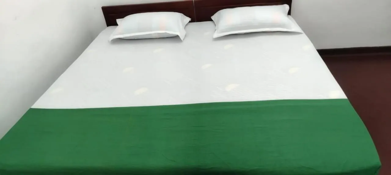 Bed in Hotel Lakeside