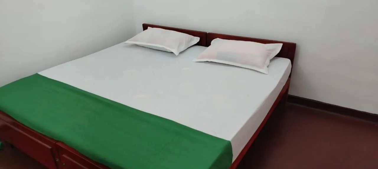 Bed in Hotel Lakeside