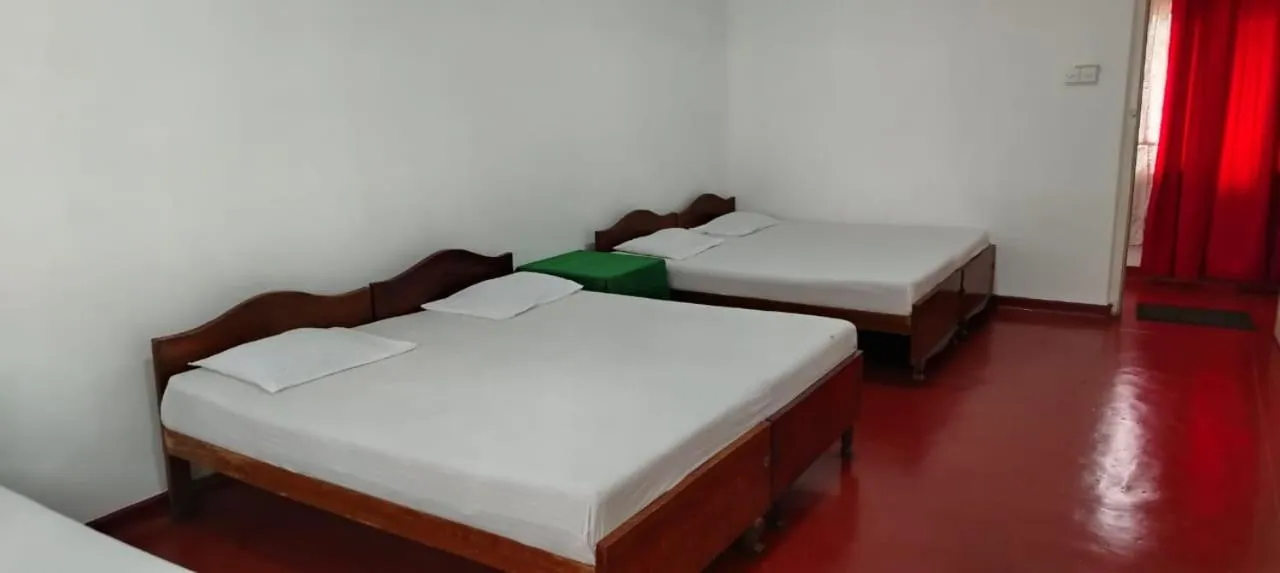 Bed in Hotel Lakeside