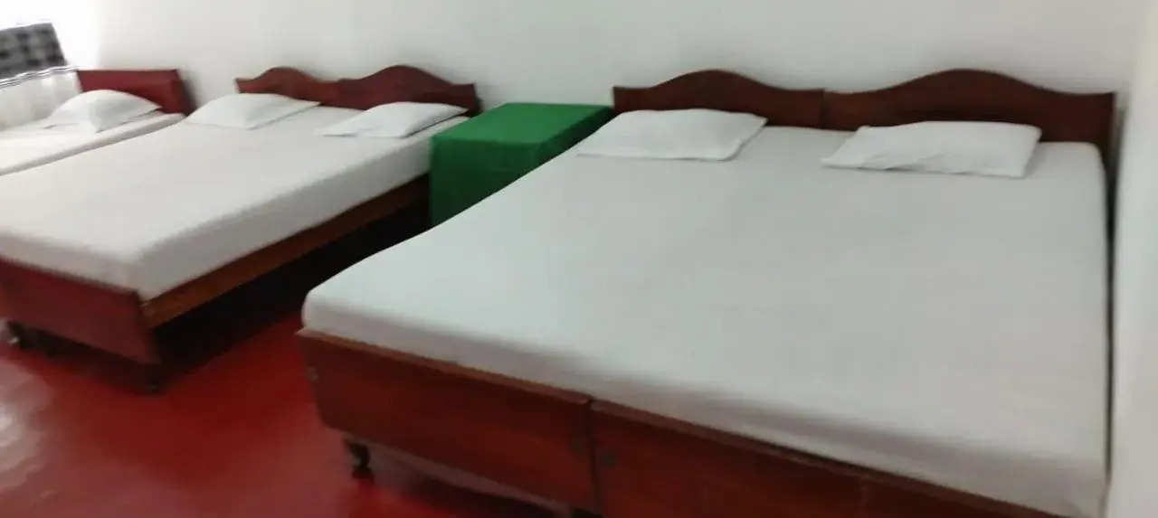 Family Room with Balcony in Hotel Lakeside Family Room with Balcony in Hotel Lakeside