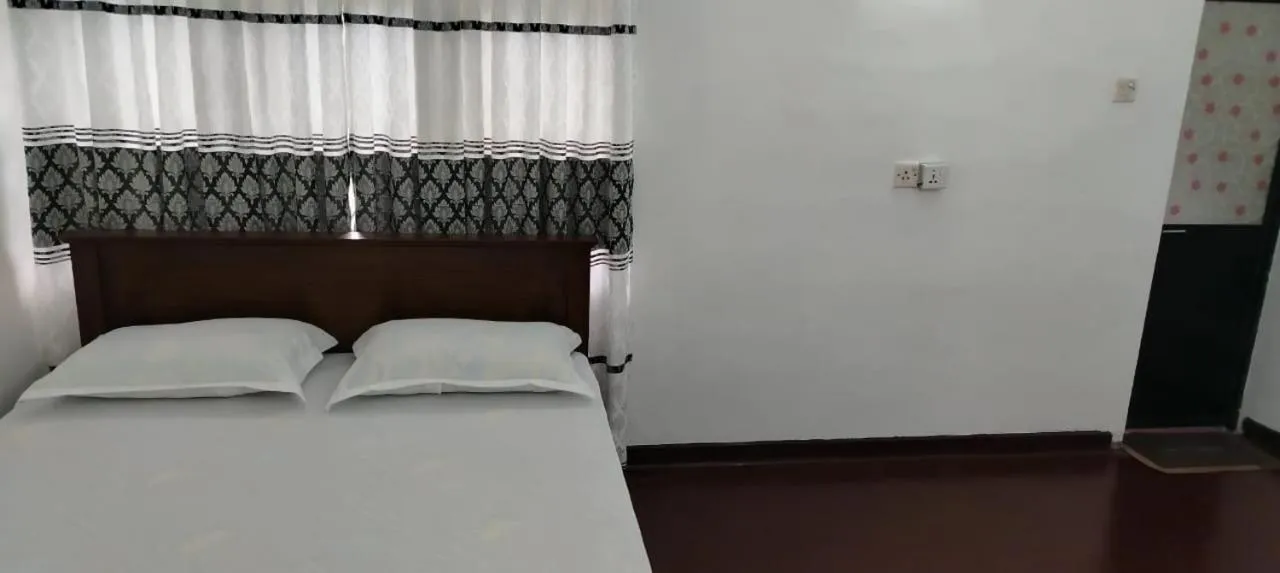 Bed in Hotel Lakeside