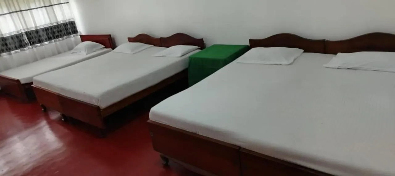 Bed in Hotel Lakeside