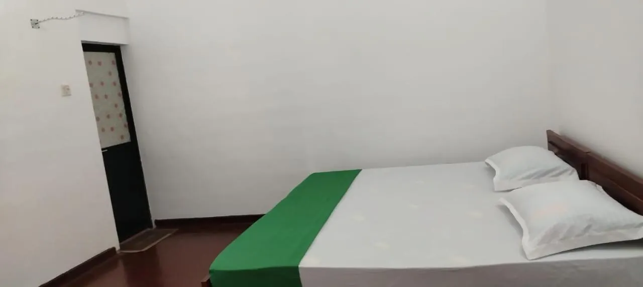 Bed in Hotel Lakeside