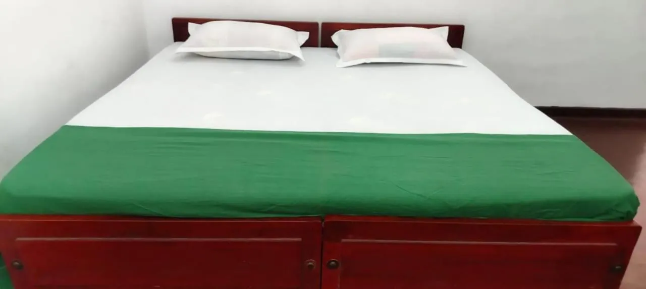 Bed in Hotel Lakeside