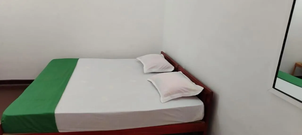 Bed in Hotel Lakeside