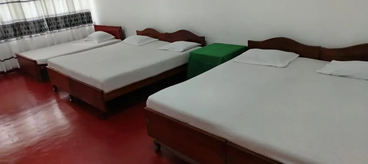 Bed in Hotel Lakeside