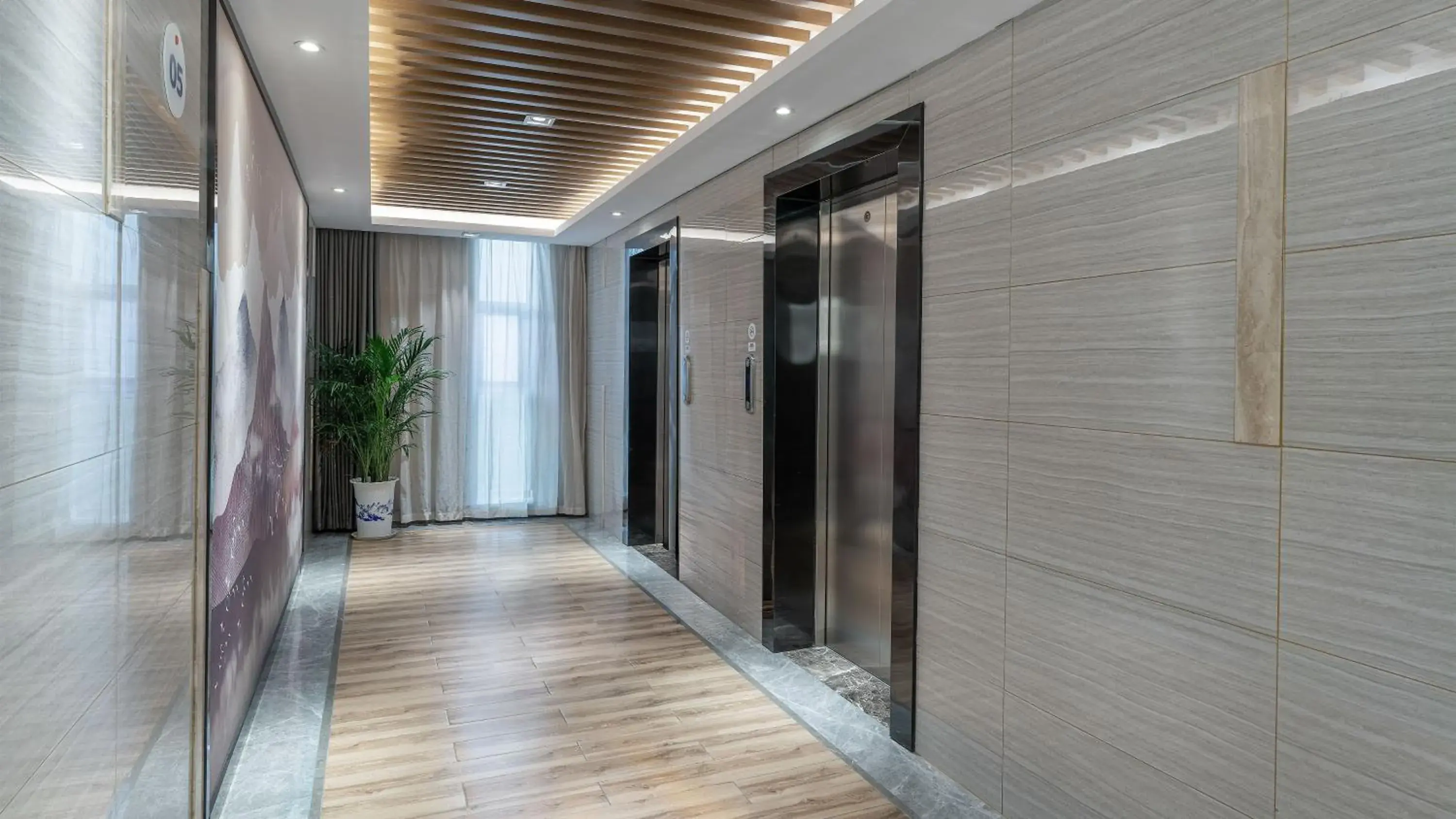 Lobby or reception in Holiday Inn Express Huangshi Cihu Lake by IHG Lobby or reception in Holiday Inn Express Huangshi Cihu Lake by IHG