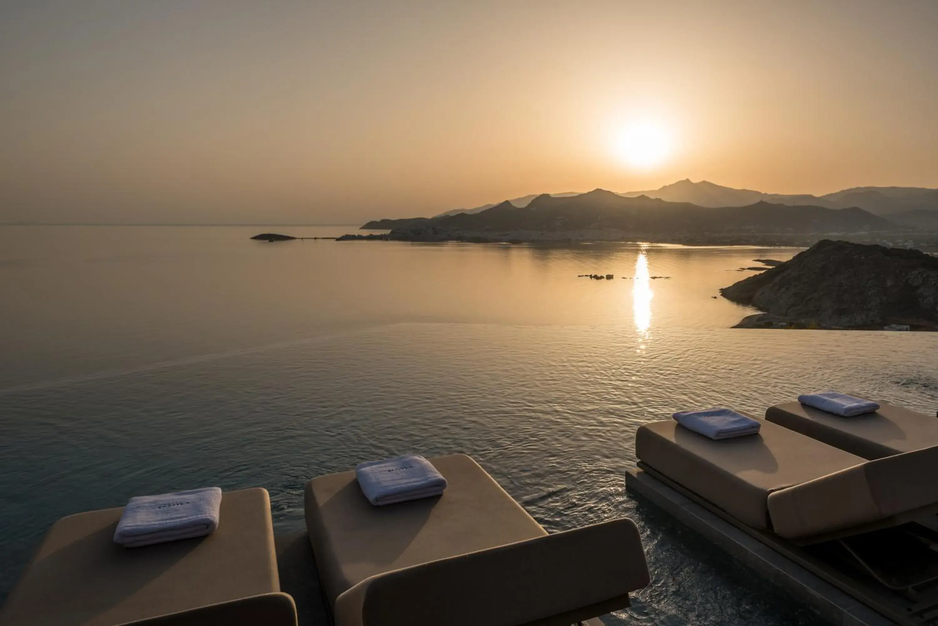 Property building in Virtu on the Hill Property building in Virtu on the Hill