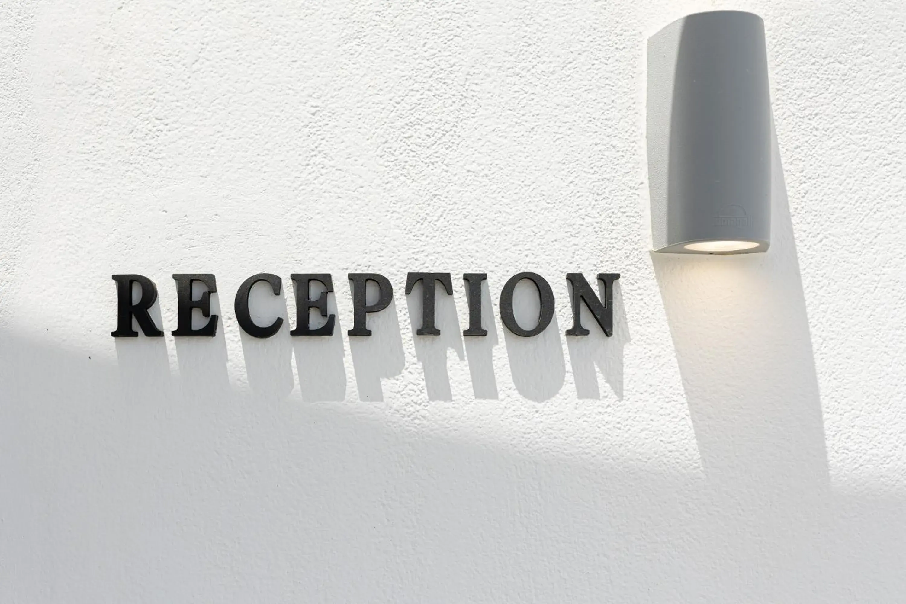 Property building in Virtu on the Hill Property building in Virtu on the Hill