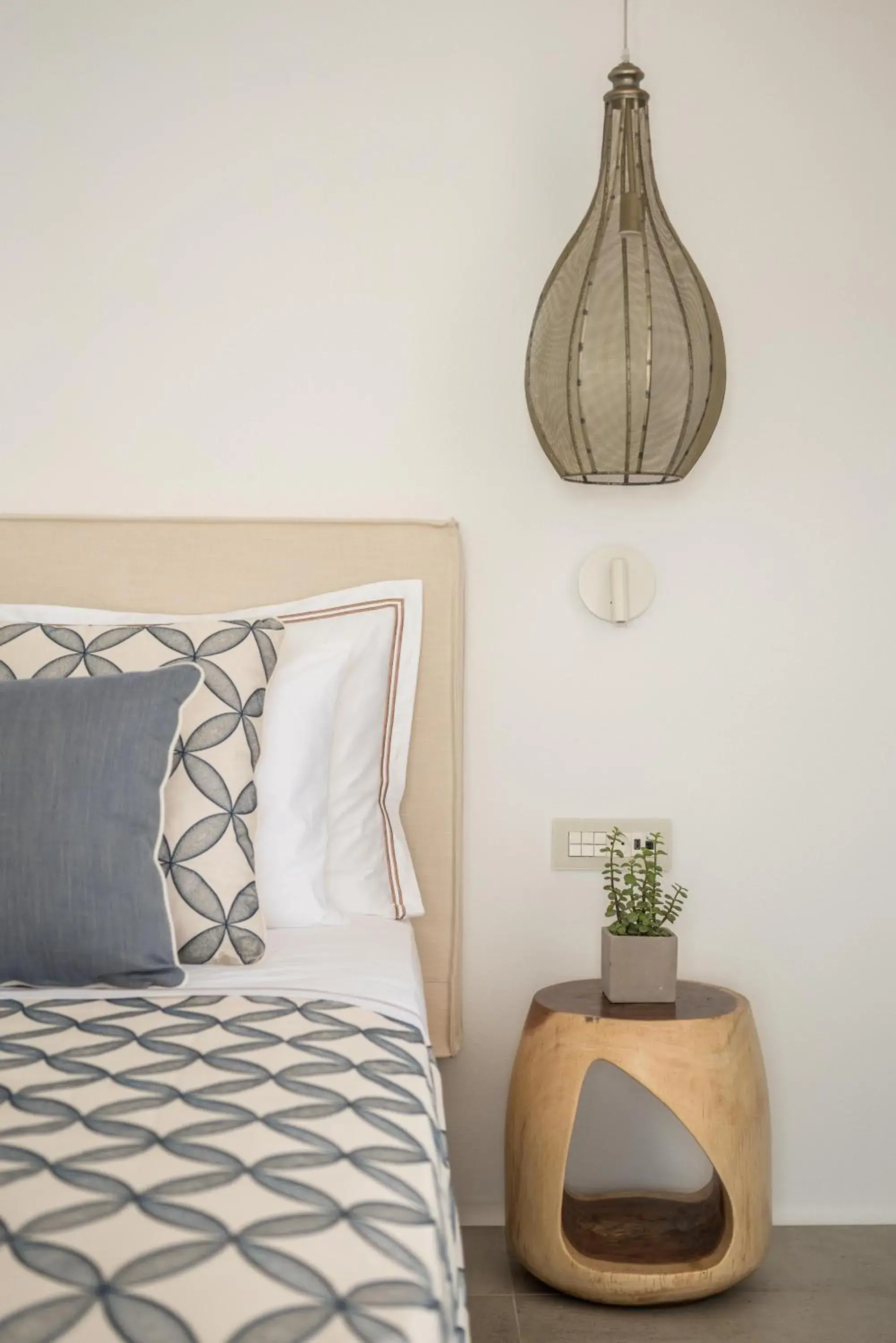 Shower, Bed in Virtu on the Hill Shower, Bed in Virtu on the Hill