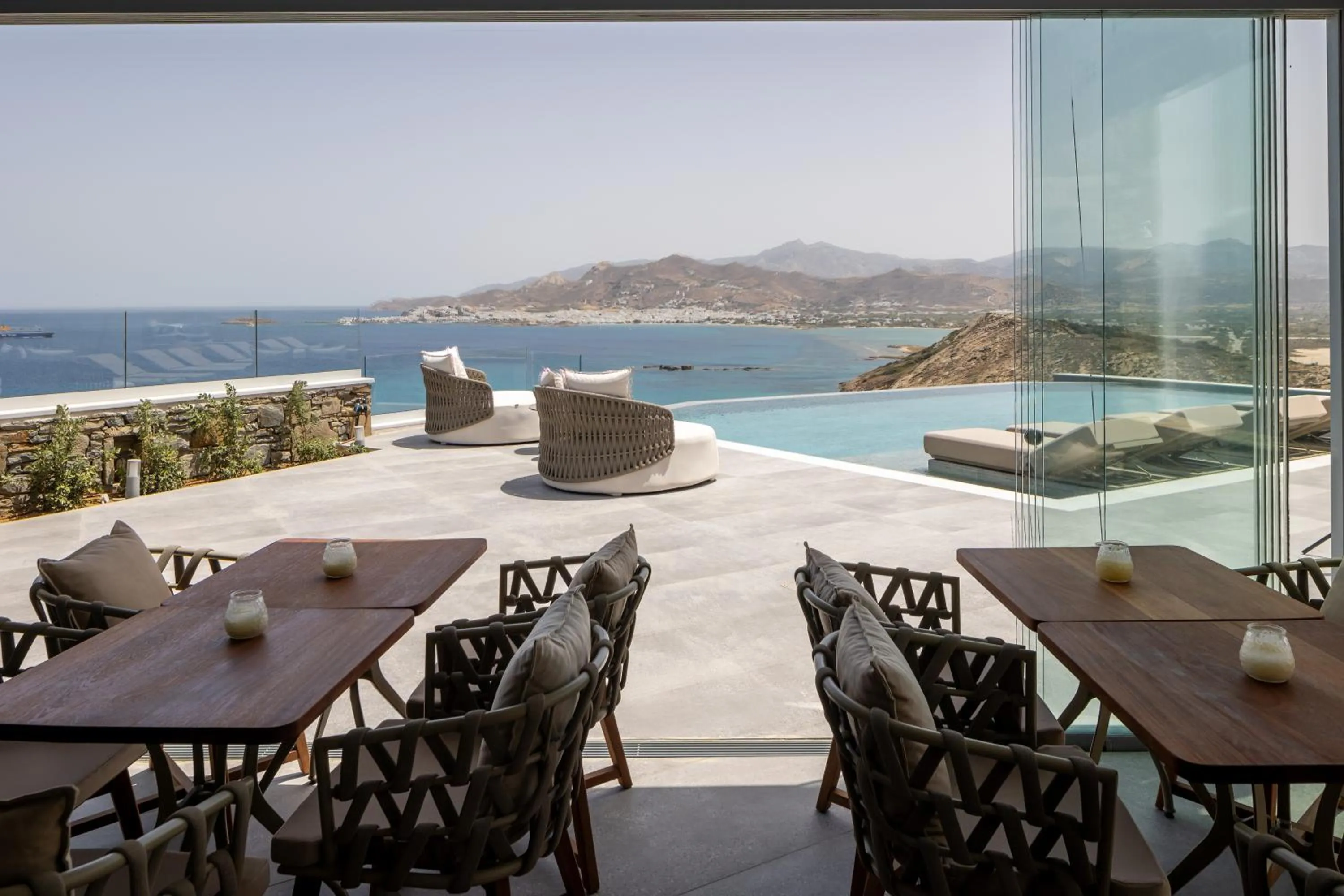 Patio in Virtu on the Hill