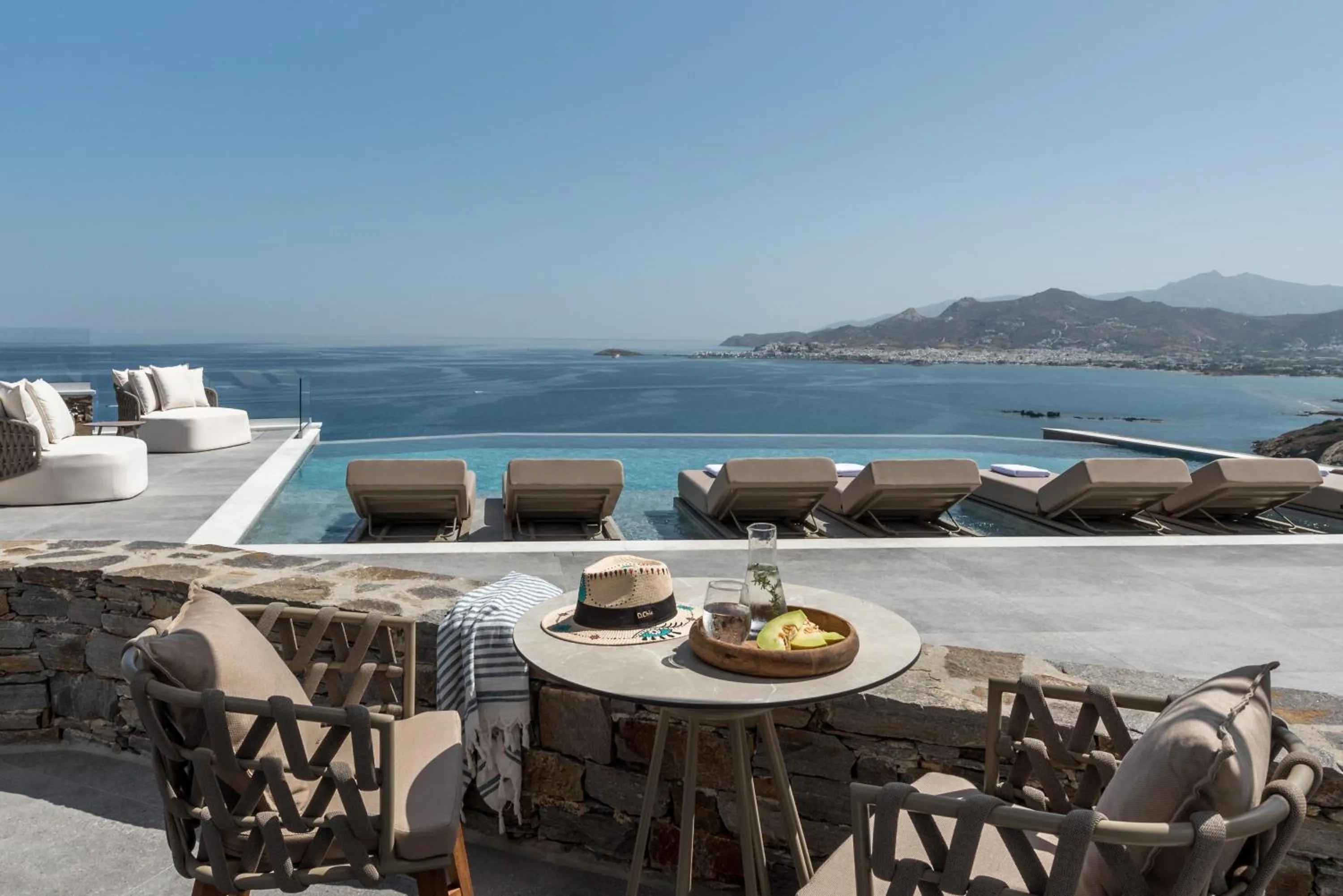 Patio in Virtu on the Hill