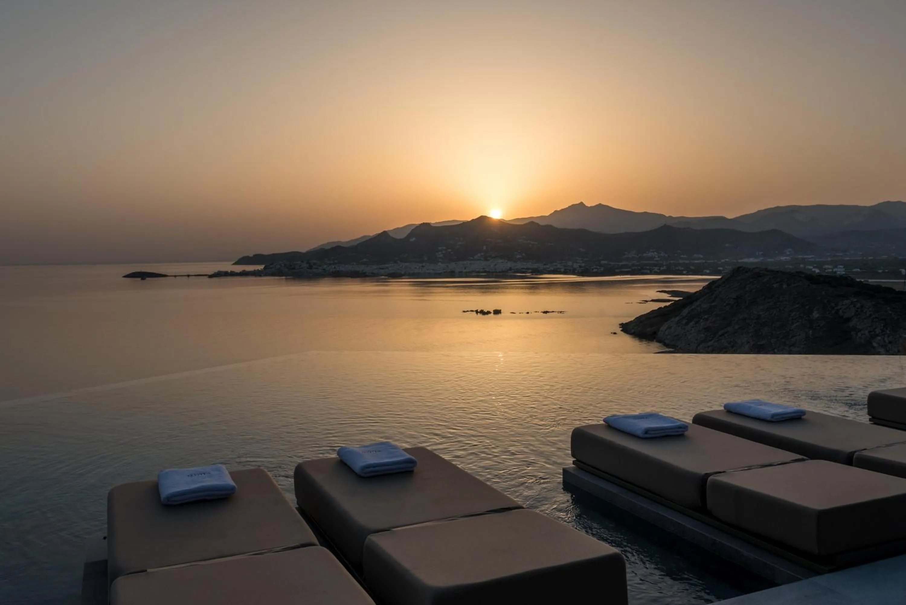 Patio in Virtu on the Hill