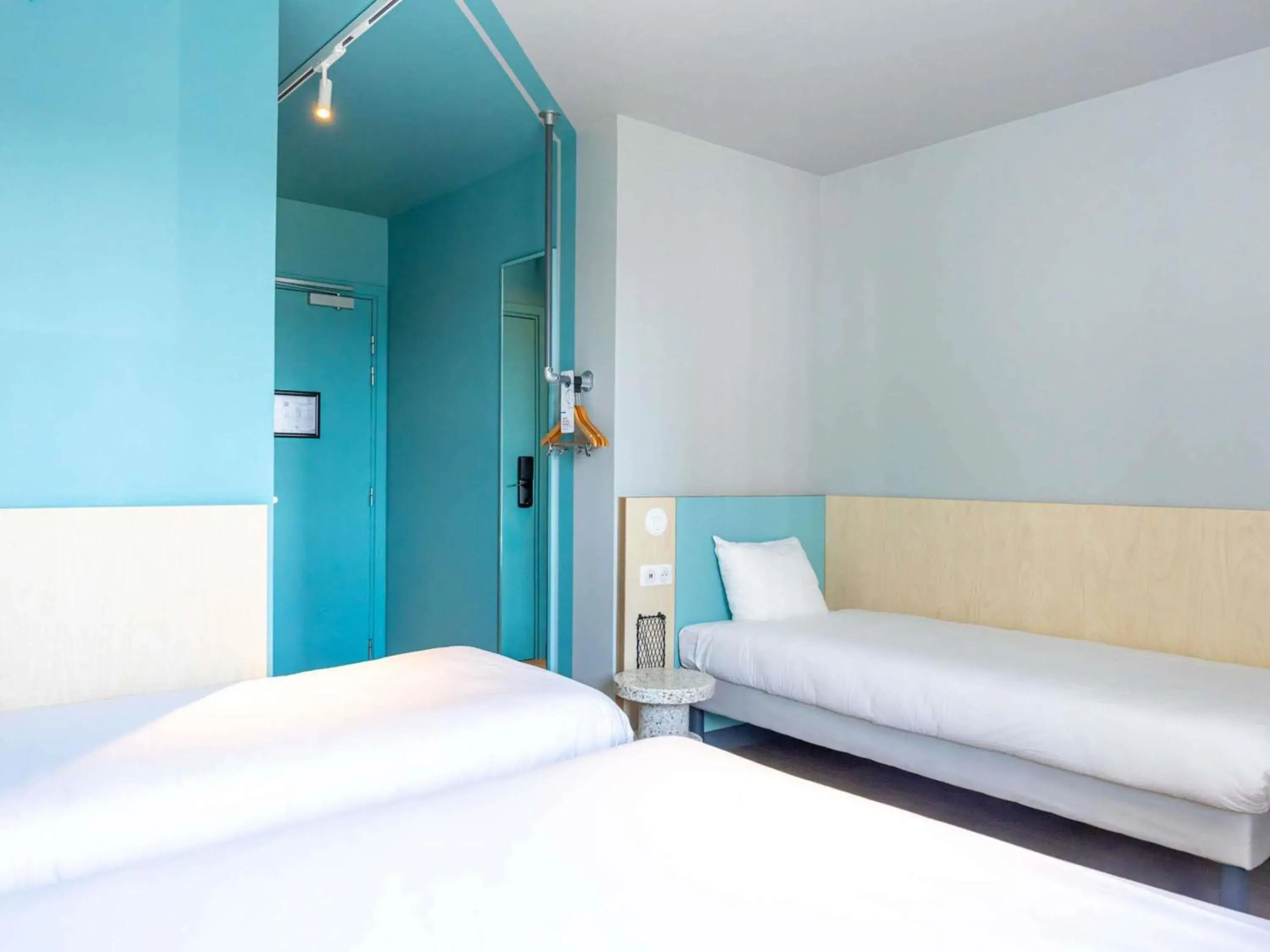 Standard Room with One Double Bed and Two Single Beds in ibis budget Toulouse Labège Standard Room with One Double Bed and Two Single Beds in ibis budget Toulouse Labège