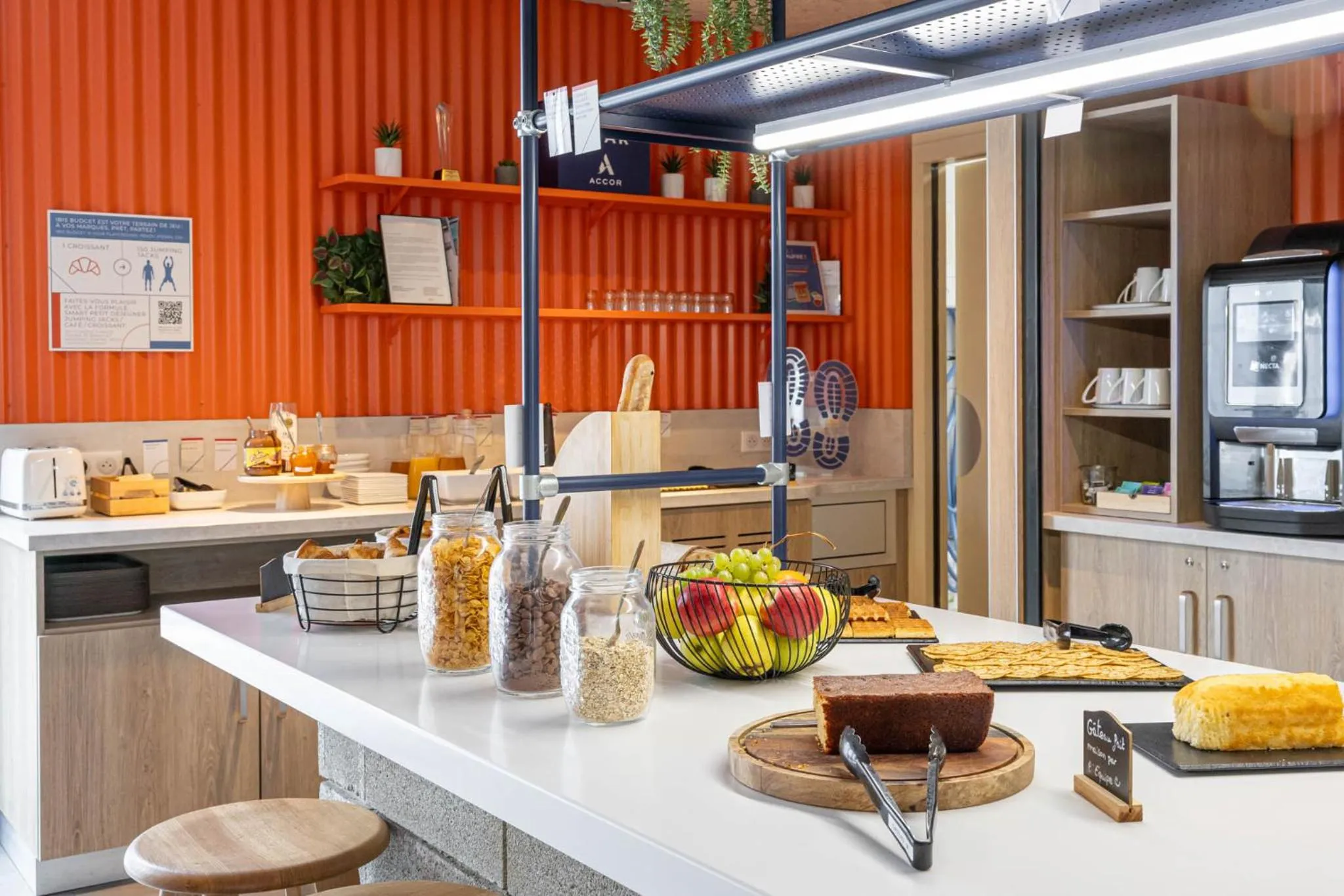 Breakfast in ibis budget Toulouse Labège