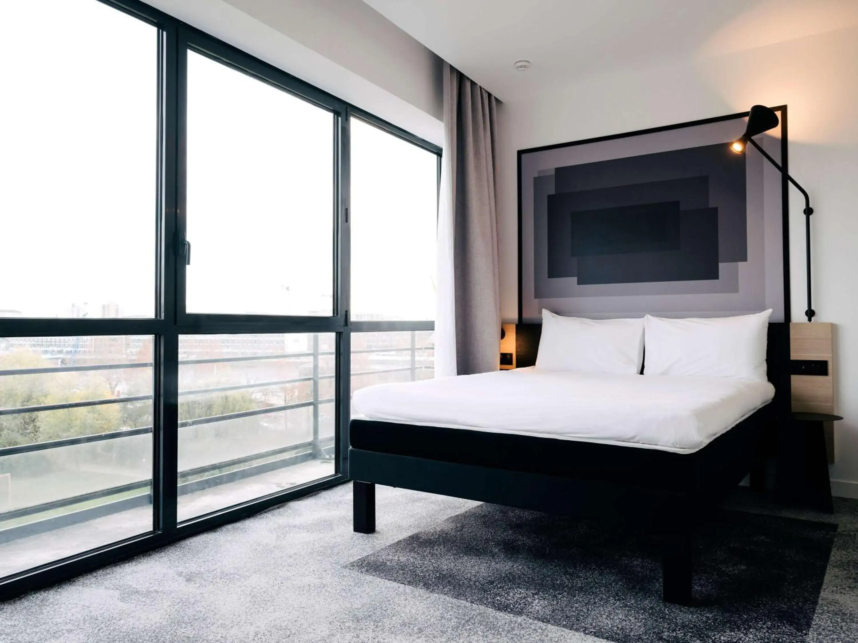 Bedroom, Bed in ibis Rouen Centre Rive Droite Pasteur Bedroom, Bed in ibis Rouen Centre Rive Droite Pasteur