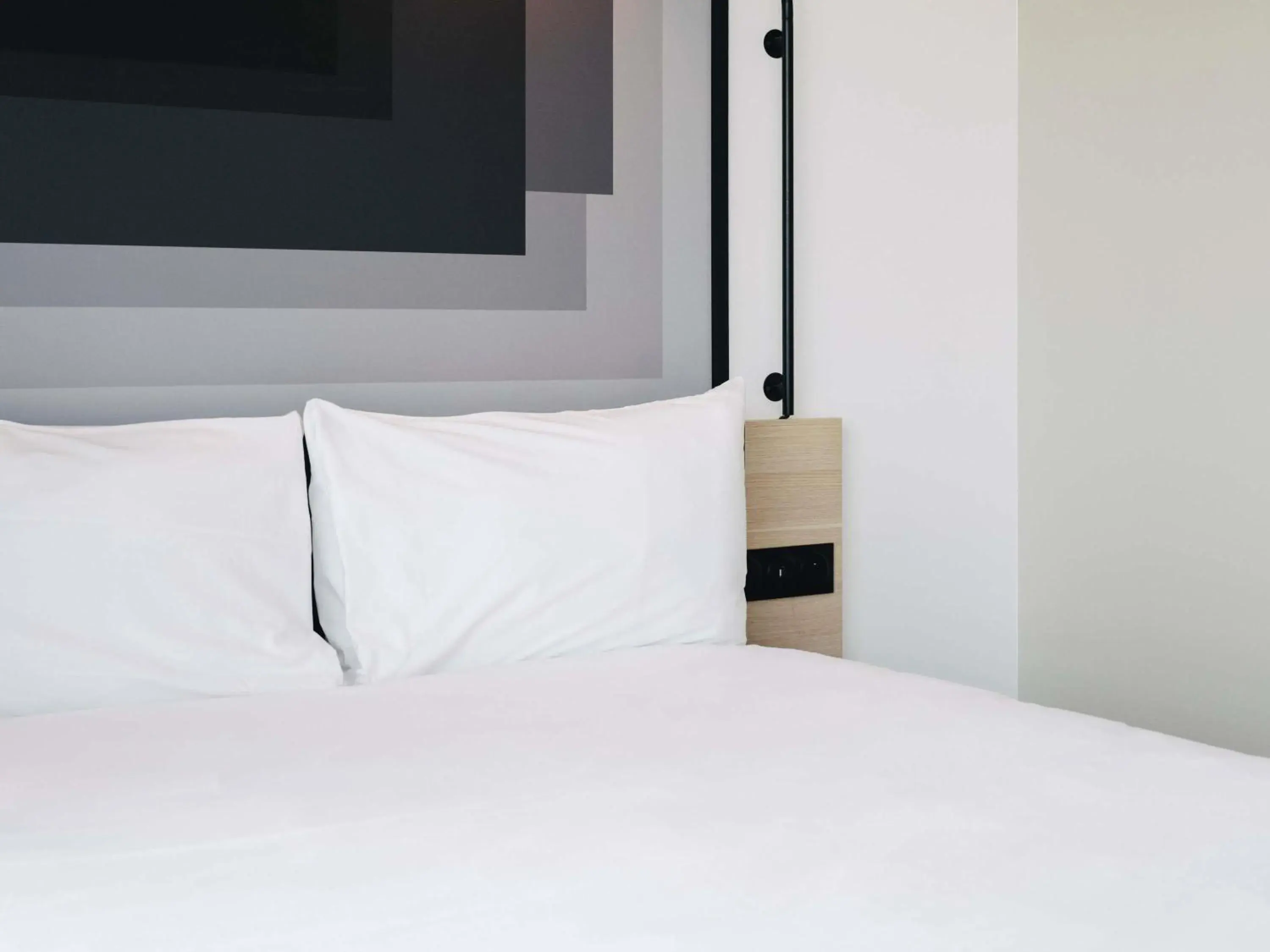 Bedroom, Bed in ibis Rouen Centre Rive Droite Pasteur Bedroom, Bed in ibis Rouen Centre Rive Droite Pasteur