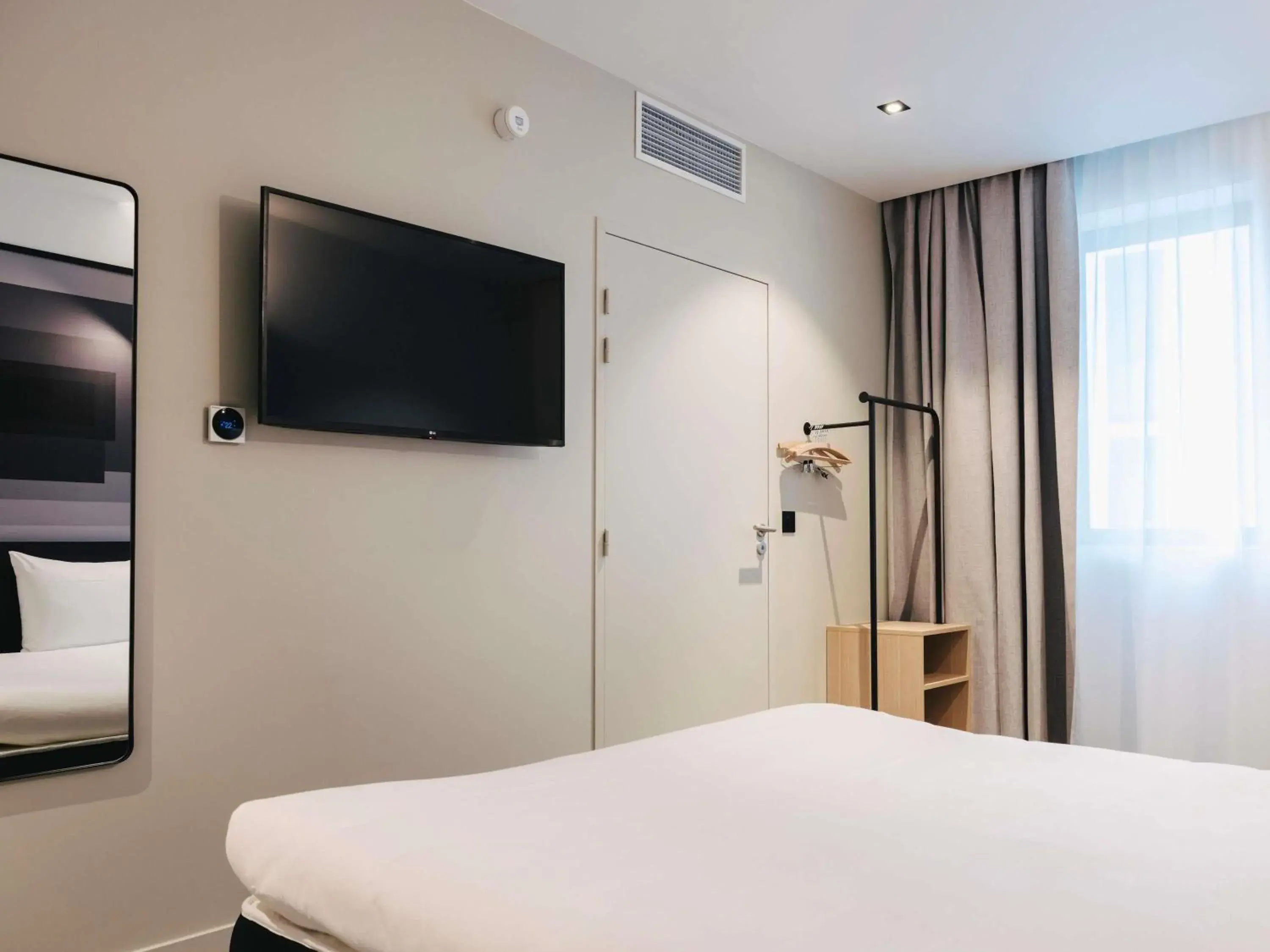 Bedroom, Bed in ibis Rouen Centre Rive Droite Pasteur Bedroom, Bed in ibis Rouen Centre Rive Droite Pasteur