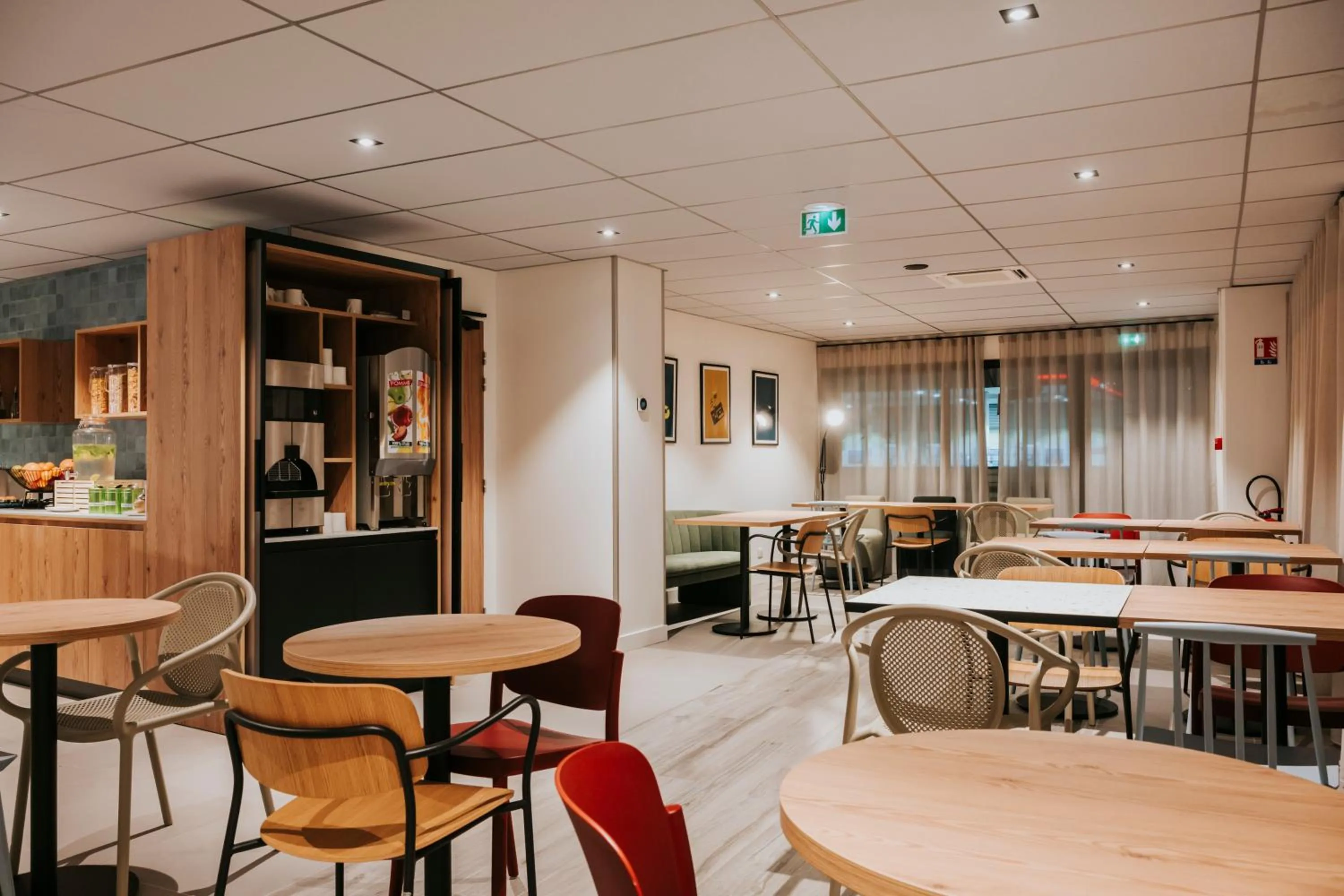 Continental breakfast in ibis Rouen Centre Rive Droite Pasteur