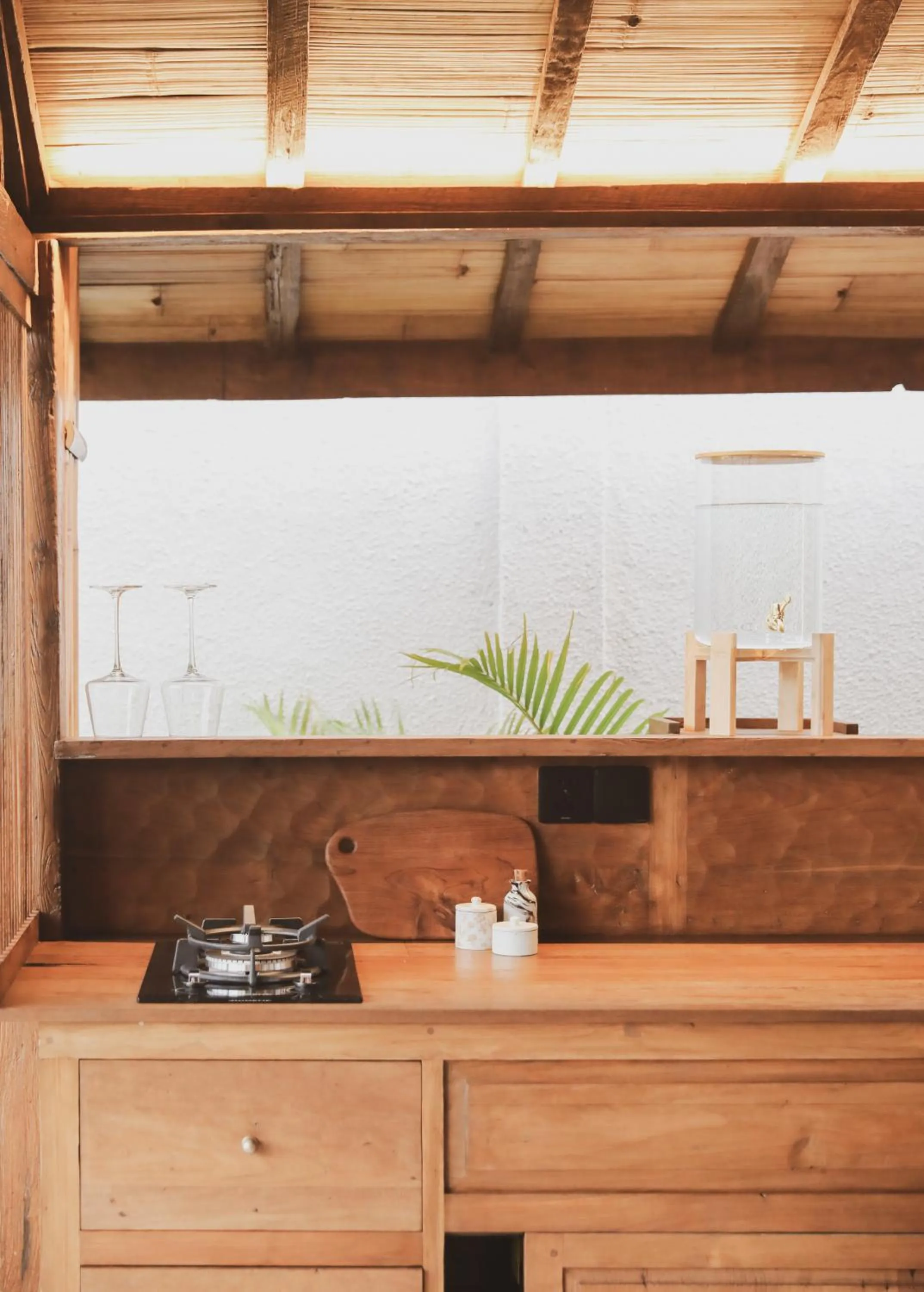 Kitchen or kitchenette in Kalyana Villa Gili Air