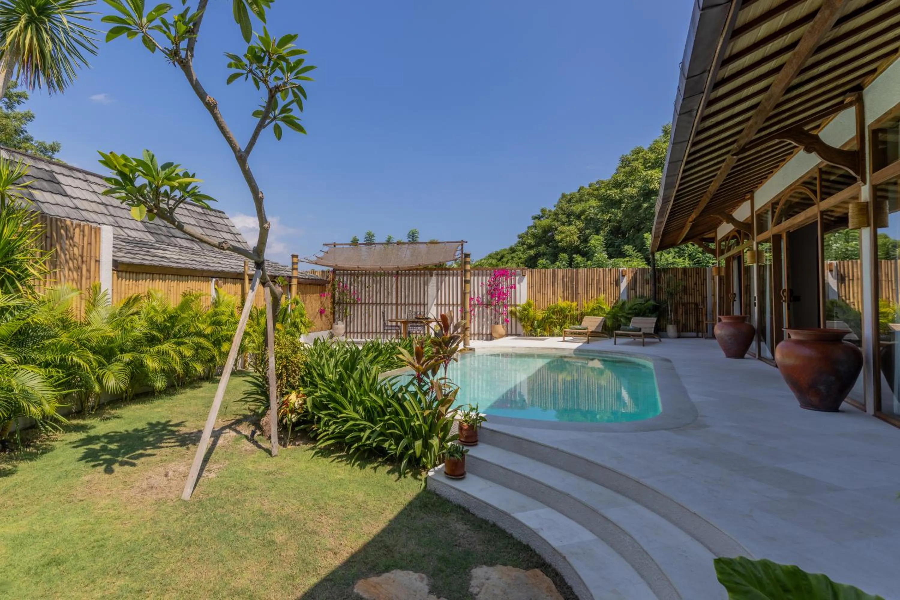 Facade/entrance in Kalyana Villa Gili Air
