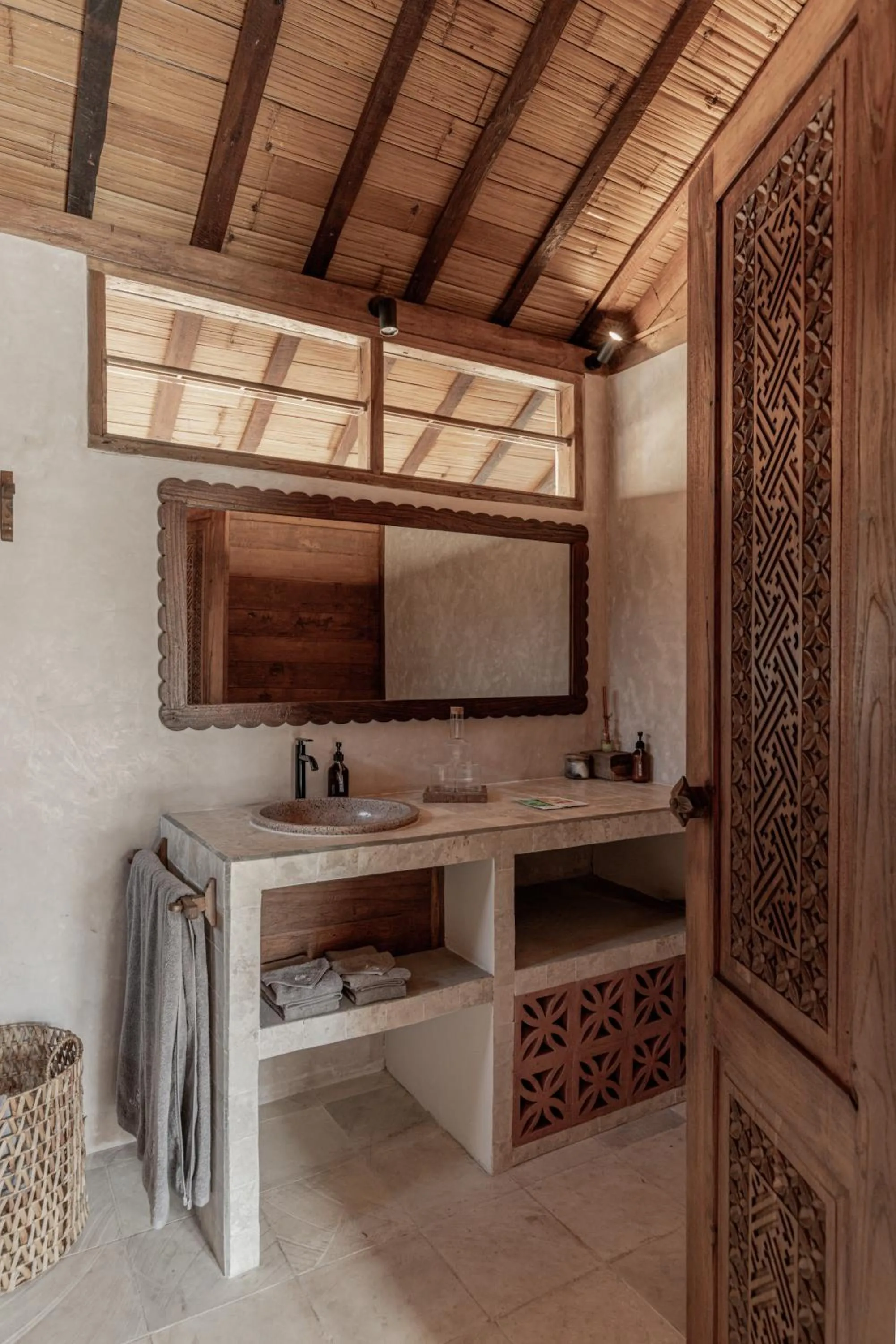 Bathroom in Kalyana Villa Gili Air