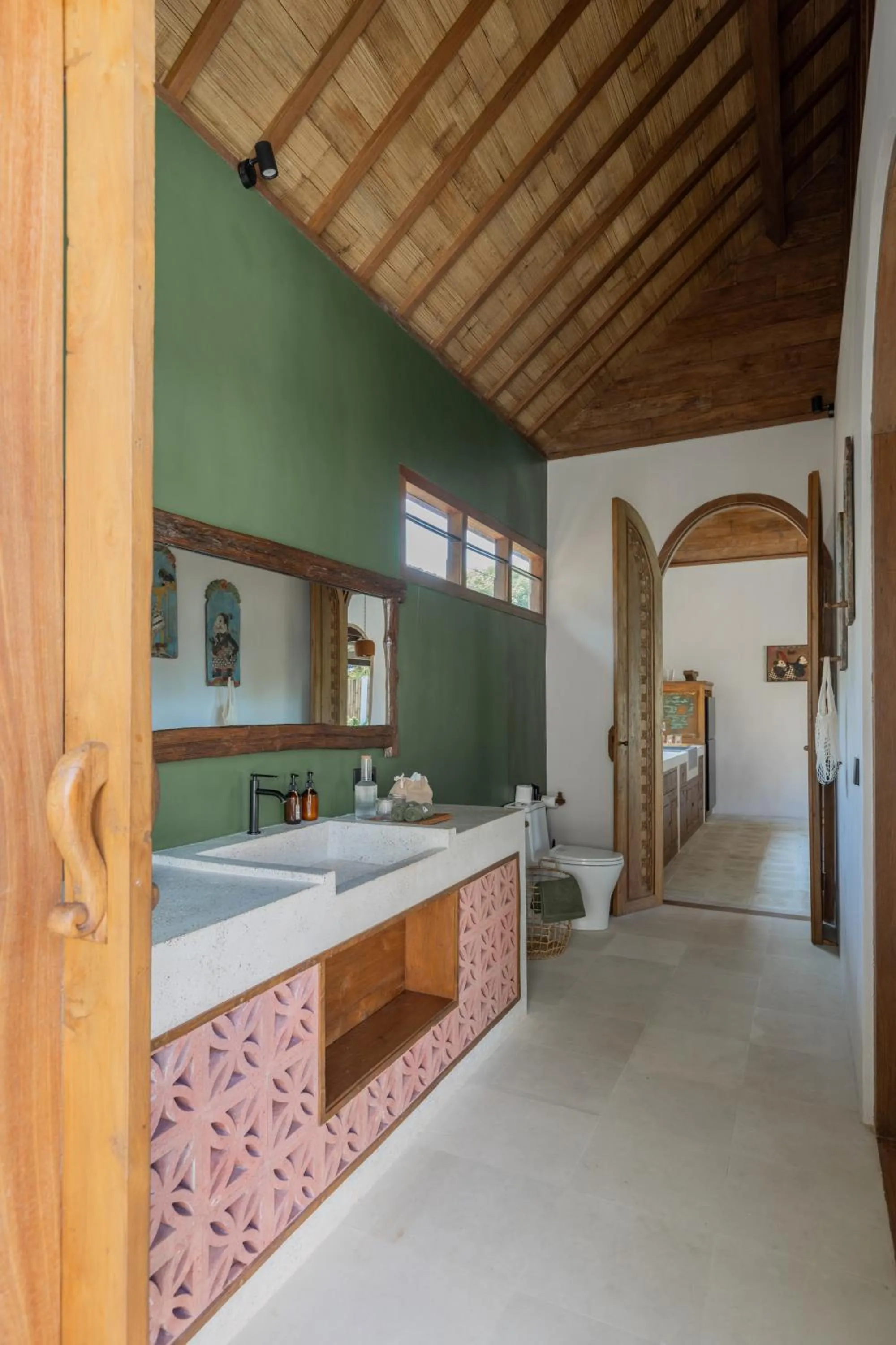 Bathroom in Kalyana Villa Gili Air