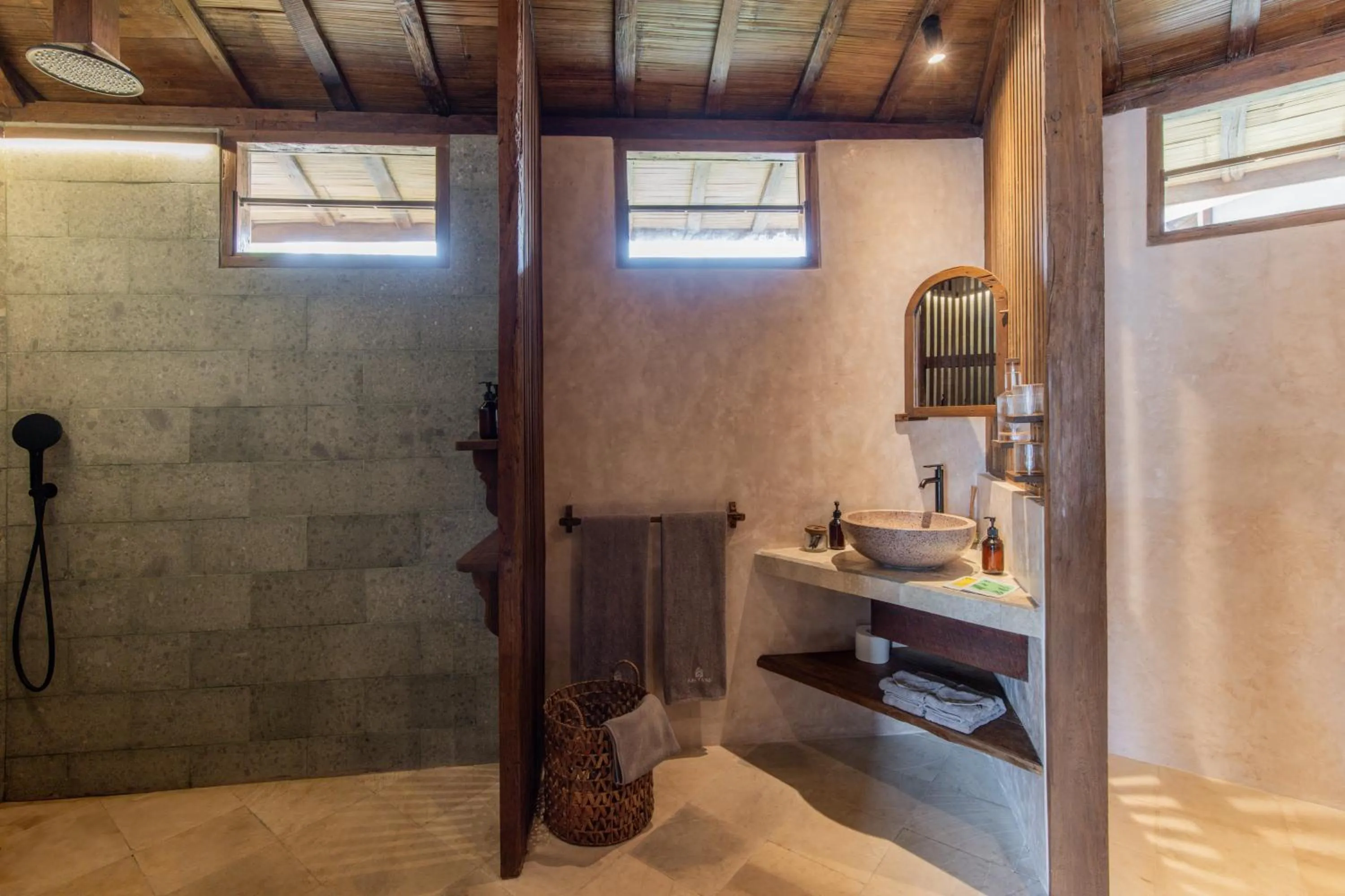 Bathroom in Kalyana Villa Gili Air