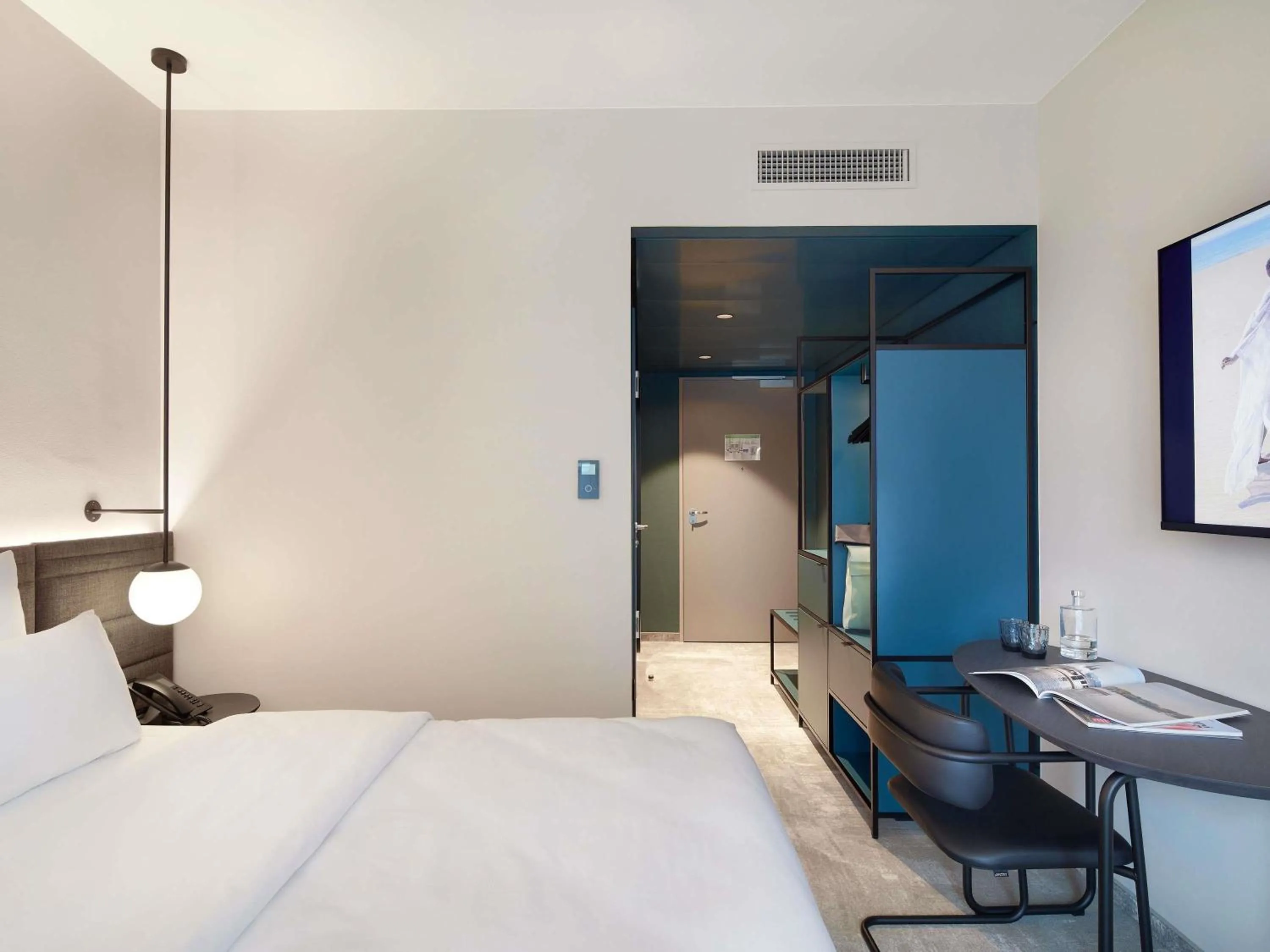 Bedroom, Bed in Novotel Hamburg Central Station