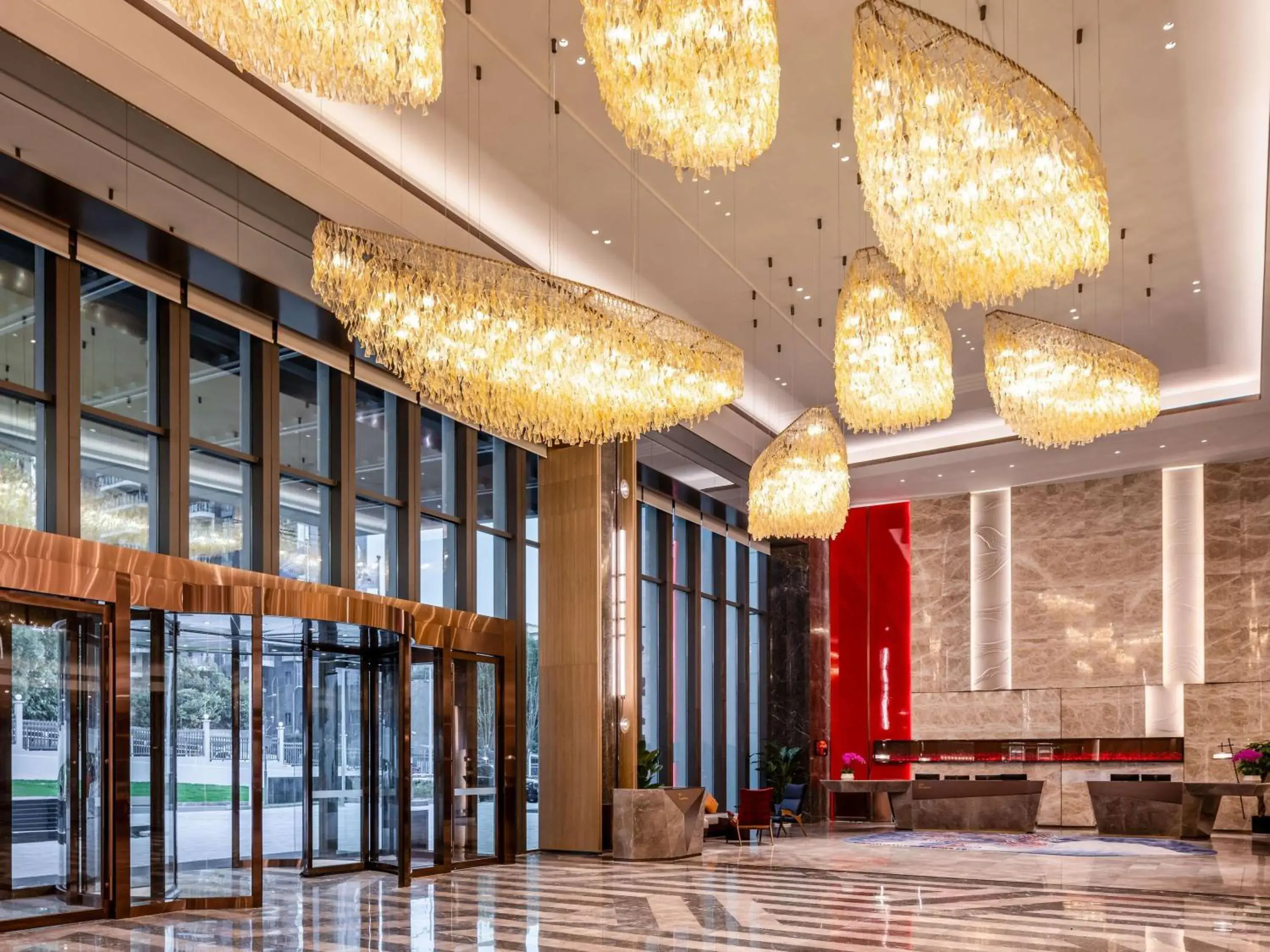 Property building in Grand Mercure Yichang Waitan Property building in Grand Mercure Yichang Waitan
