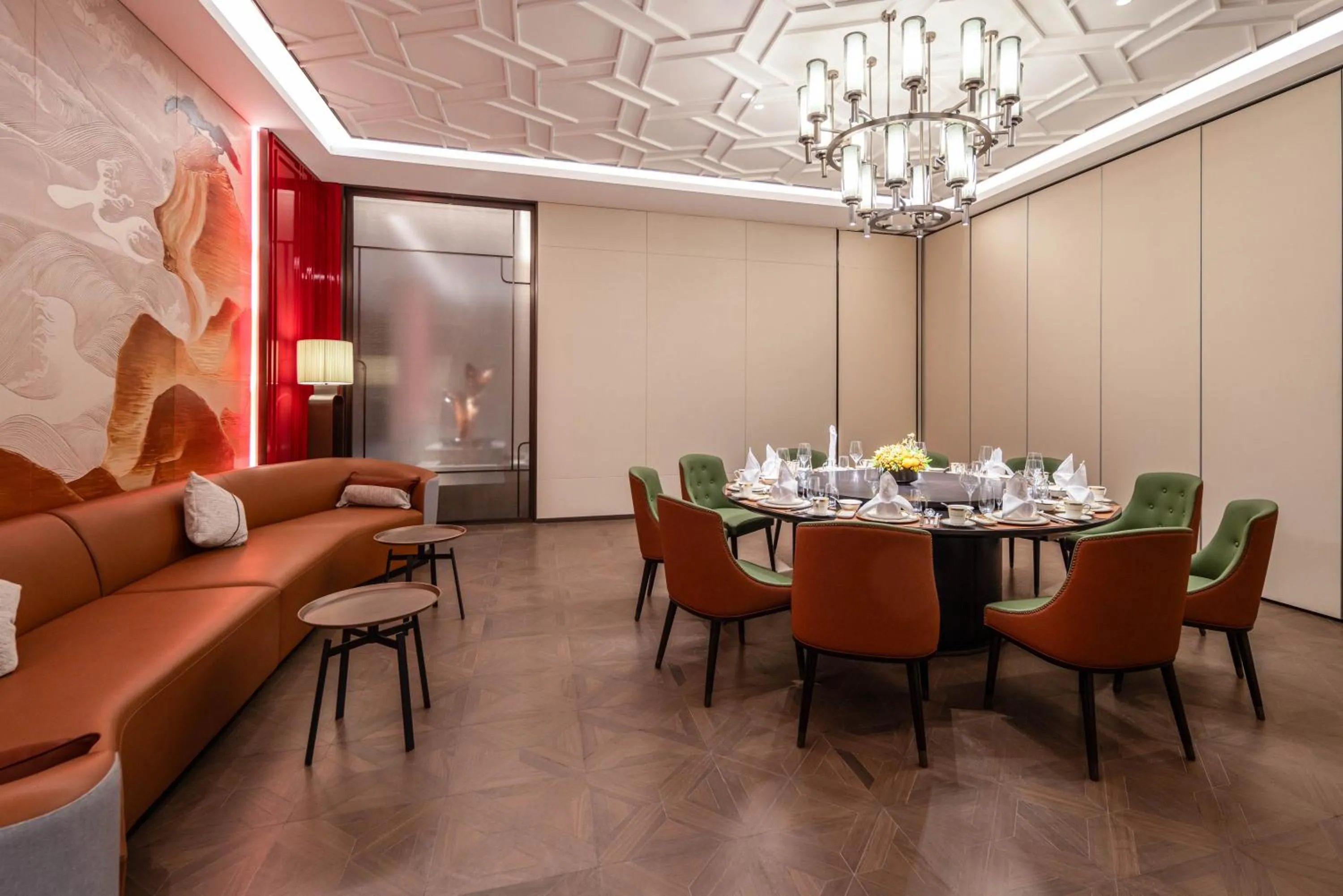 Restaurant/places to eat in Grand Mercure Yichang Waitan