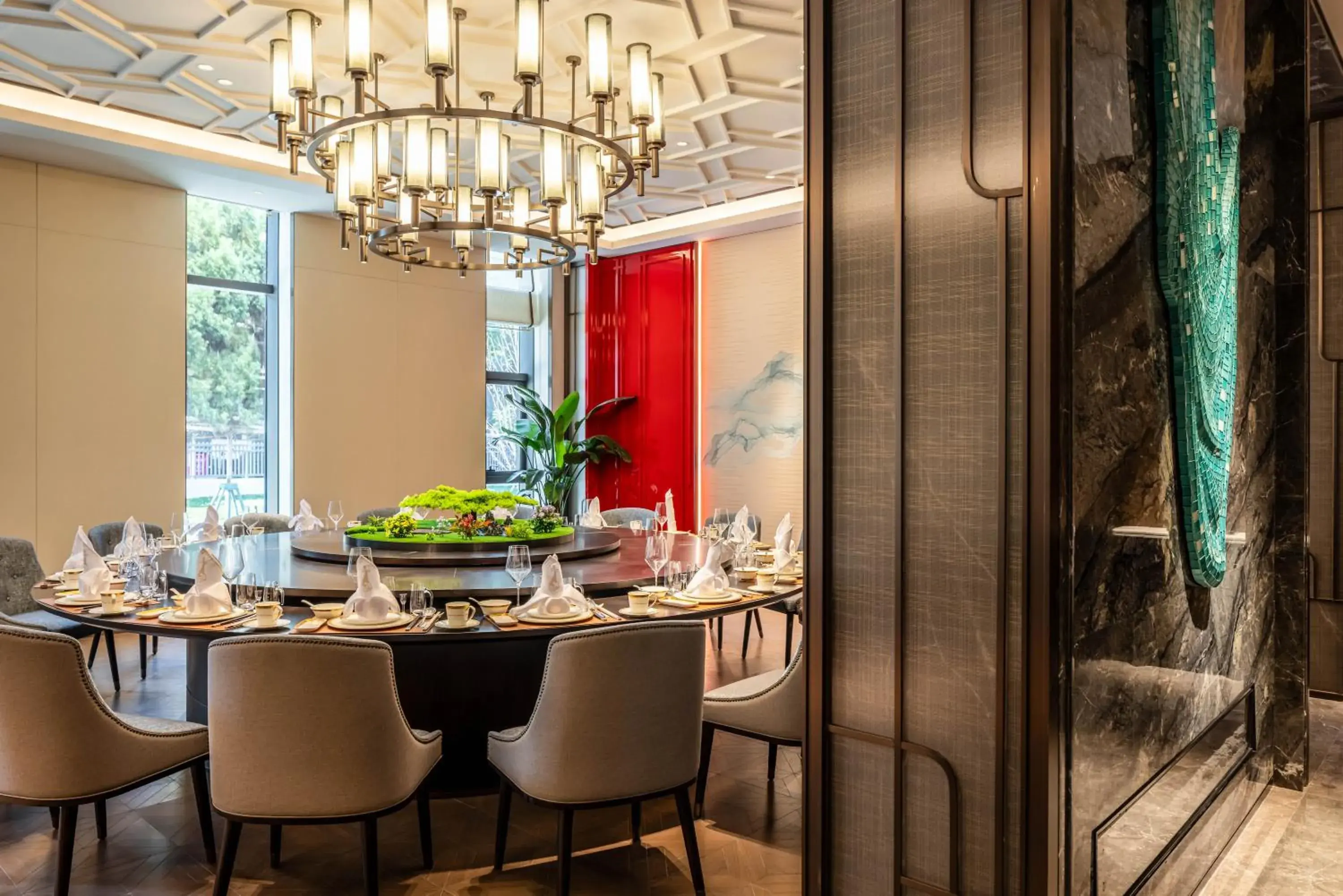 Restaurant/places to eat in Grand Mercure Yichang Waitan Restaurant/places to eat in Grand Mercure Yichang Waitan