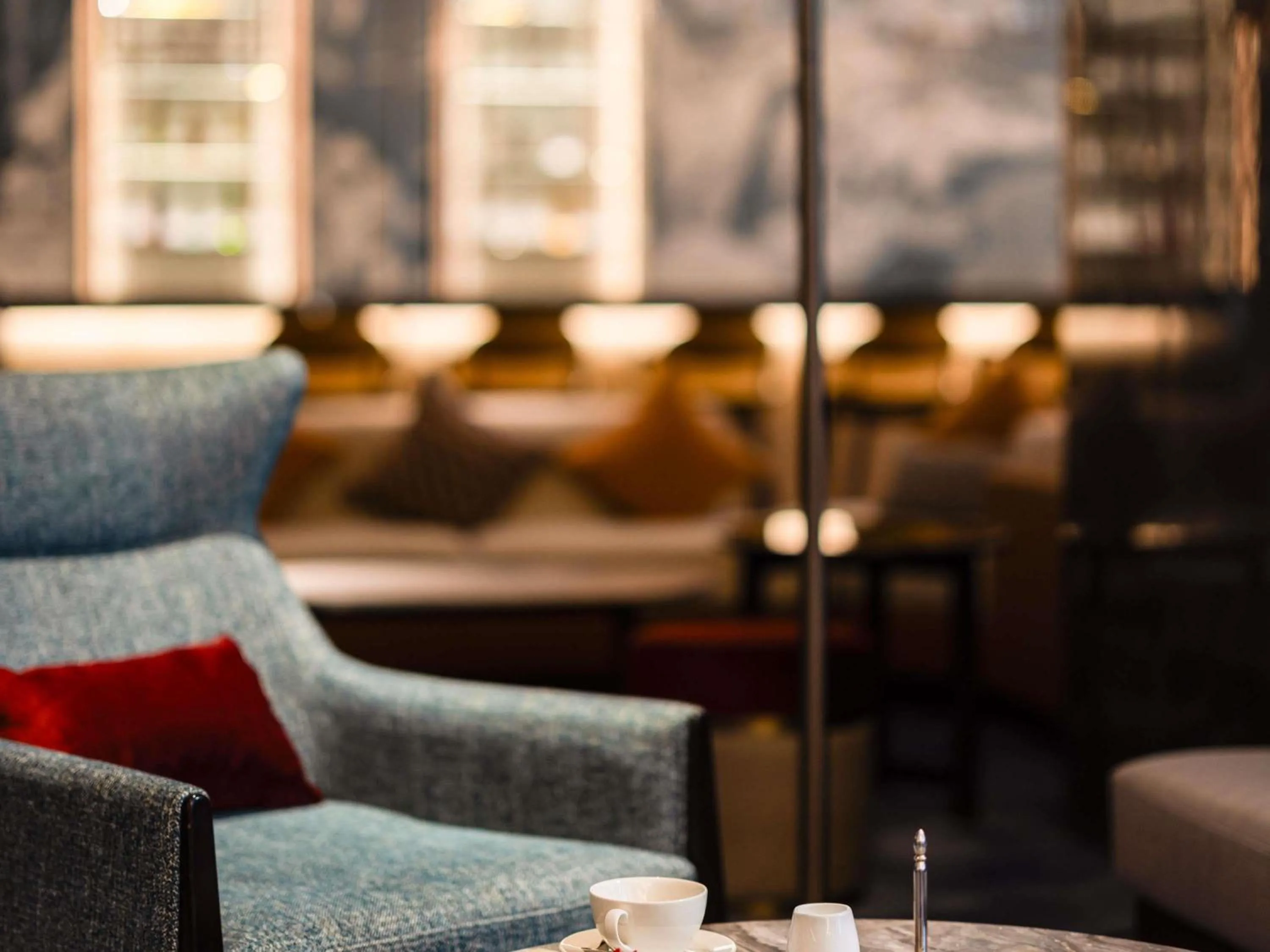 Lounge or bar in Grand Mercure Yichang Waitan