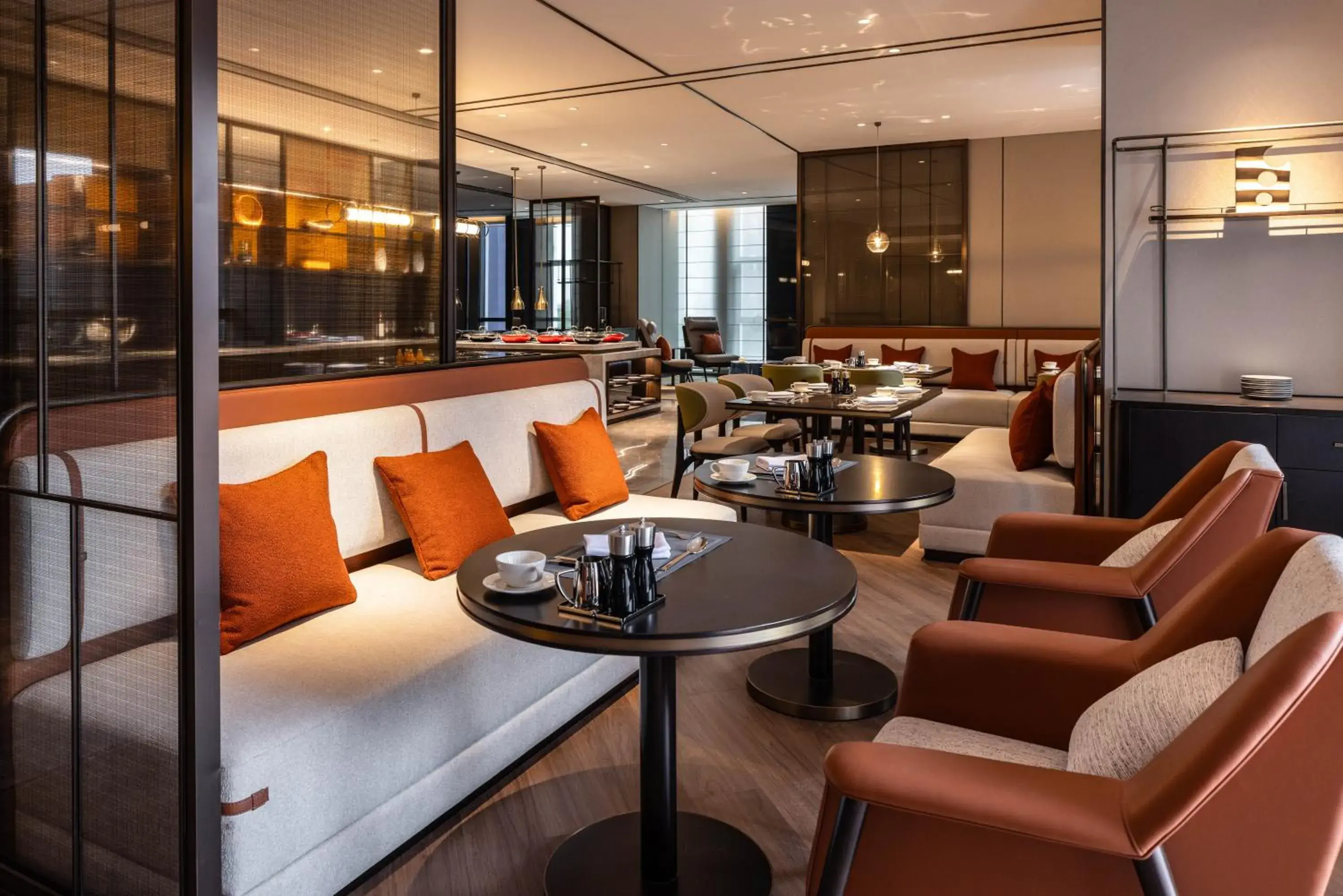 Restaurant/places to eat in Grand Mercure Yichang Waitan Restaurant/places to eat in Grand Mercure Yichang Waitan