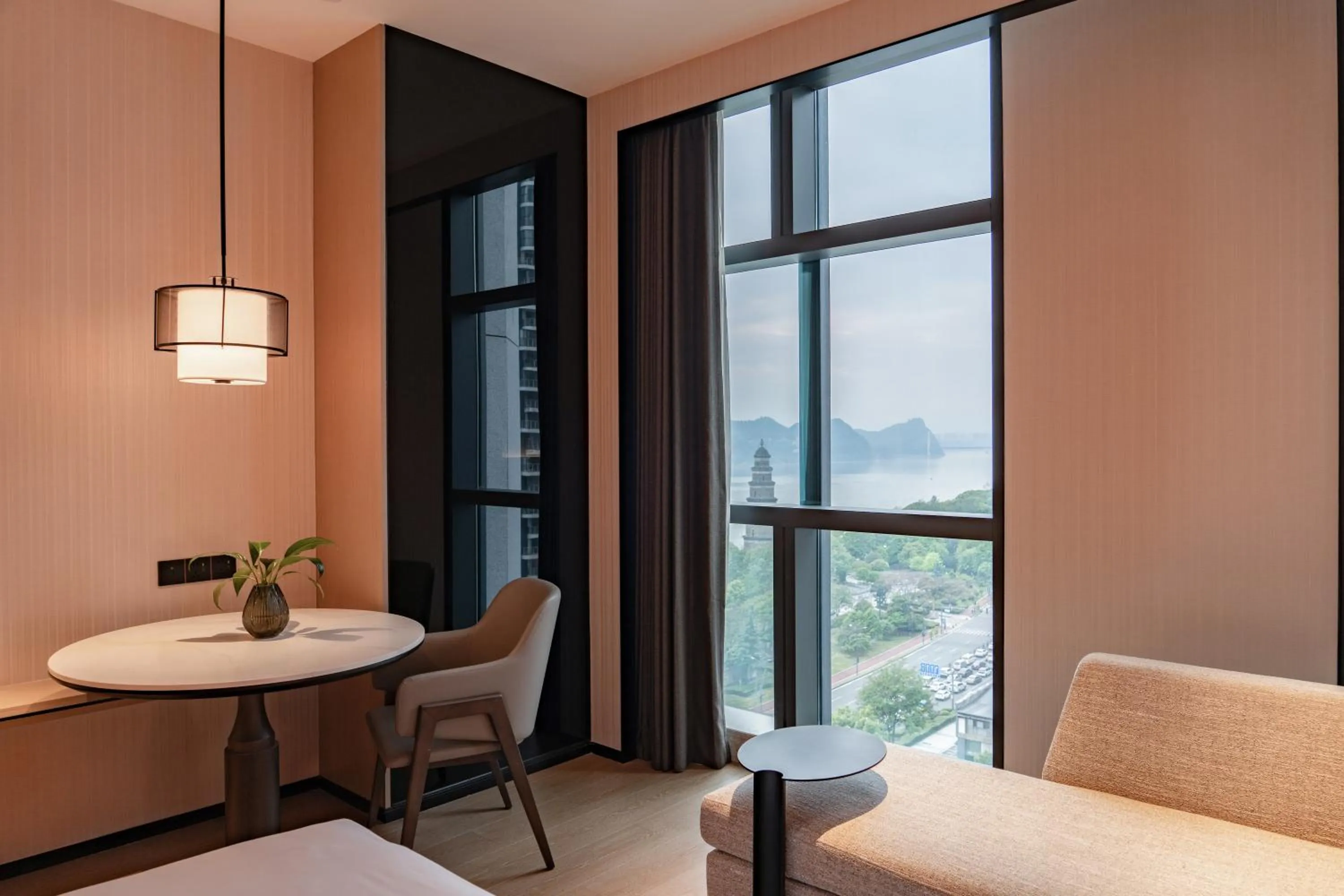 Grand Mercure Yichang Waitan