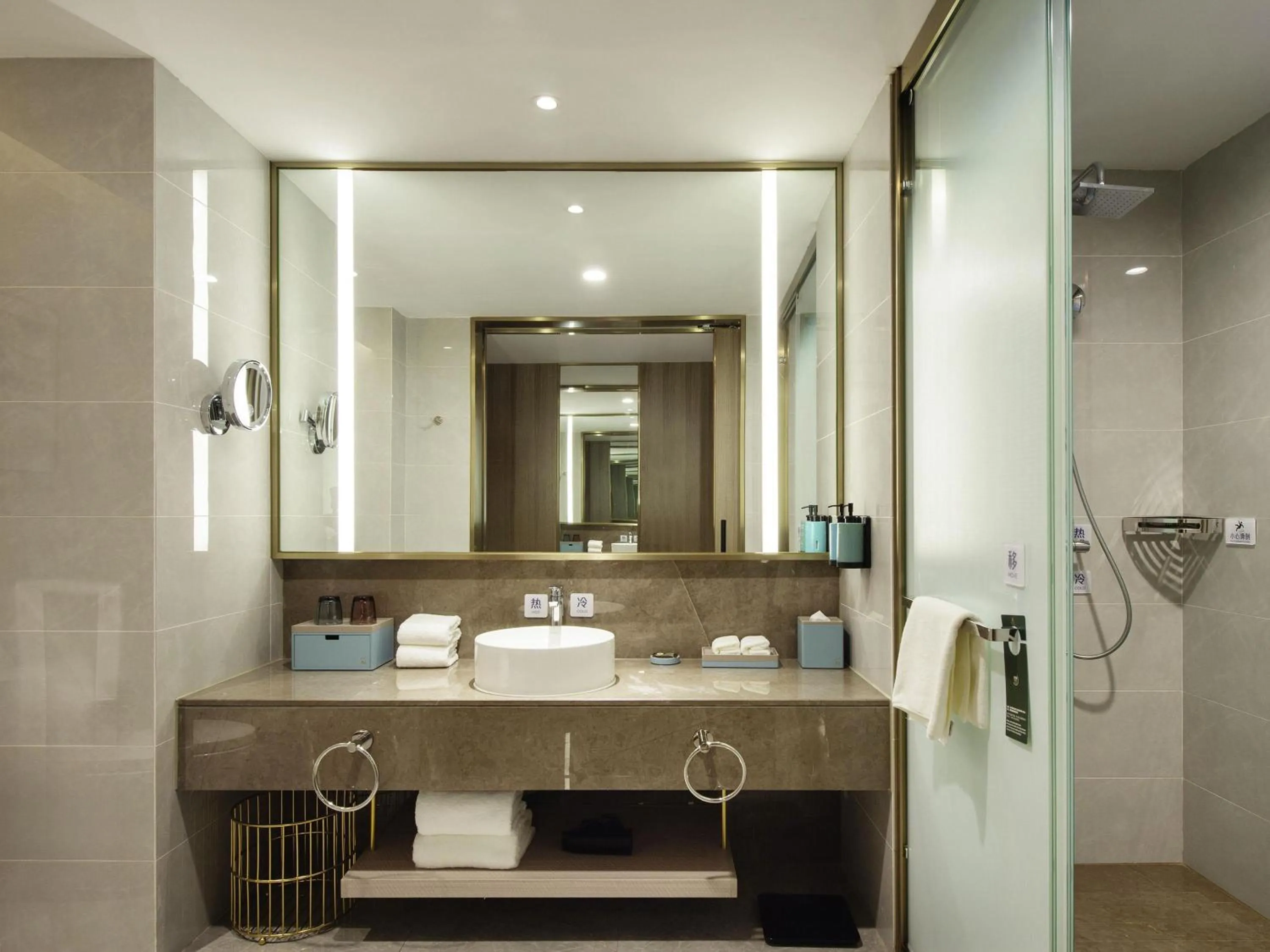 Bedroom in Novotel Suzhou Huanxiu Lake