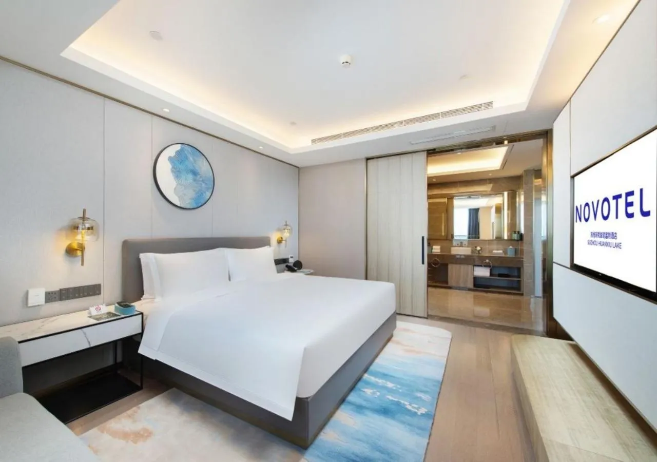 Bedroom, Bed in Novotel Suzhou Huanxiu Lake