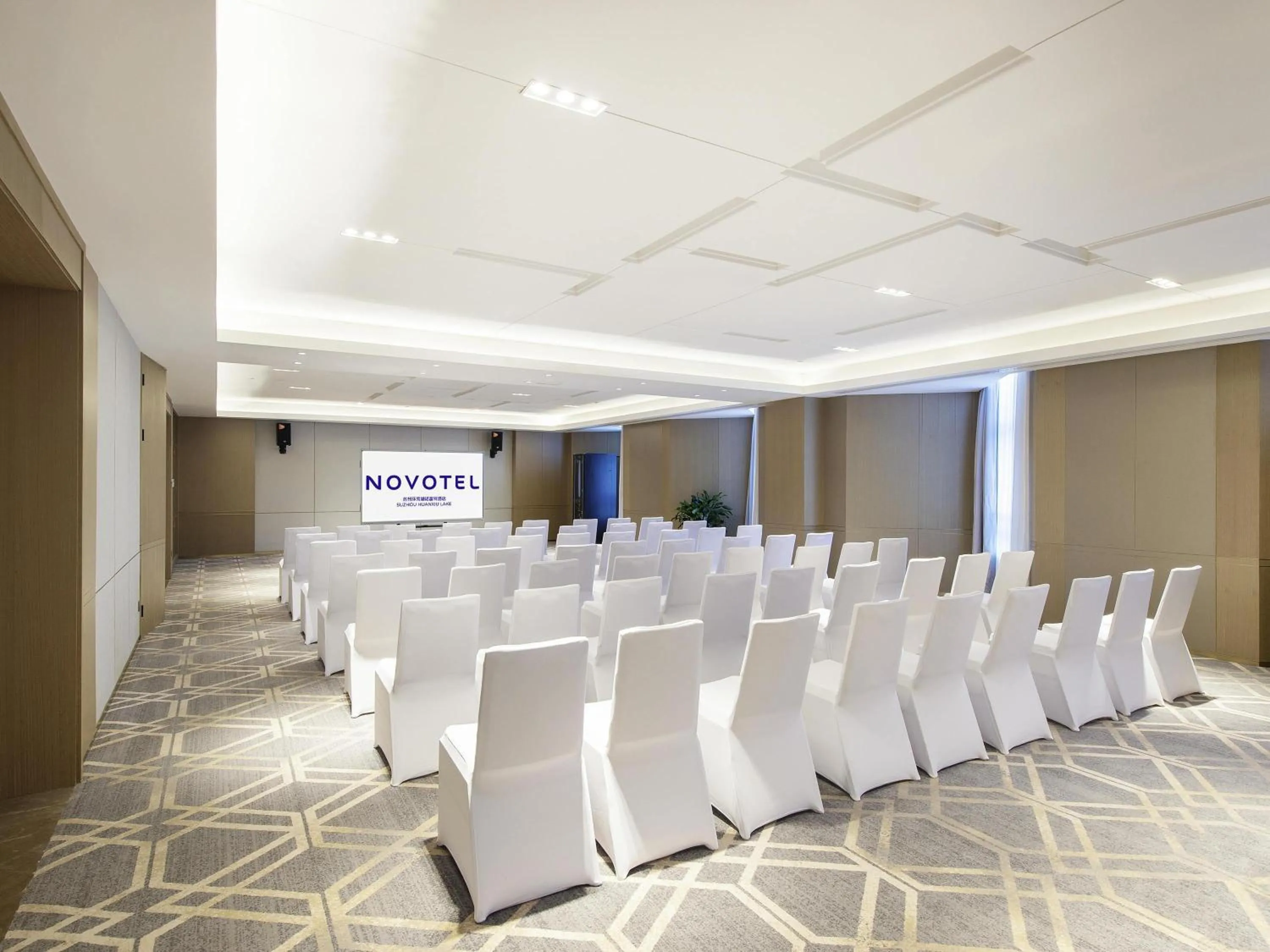 Meeting/conference room in Novotel Suzhou Huanxiu Lake