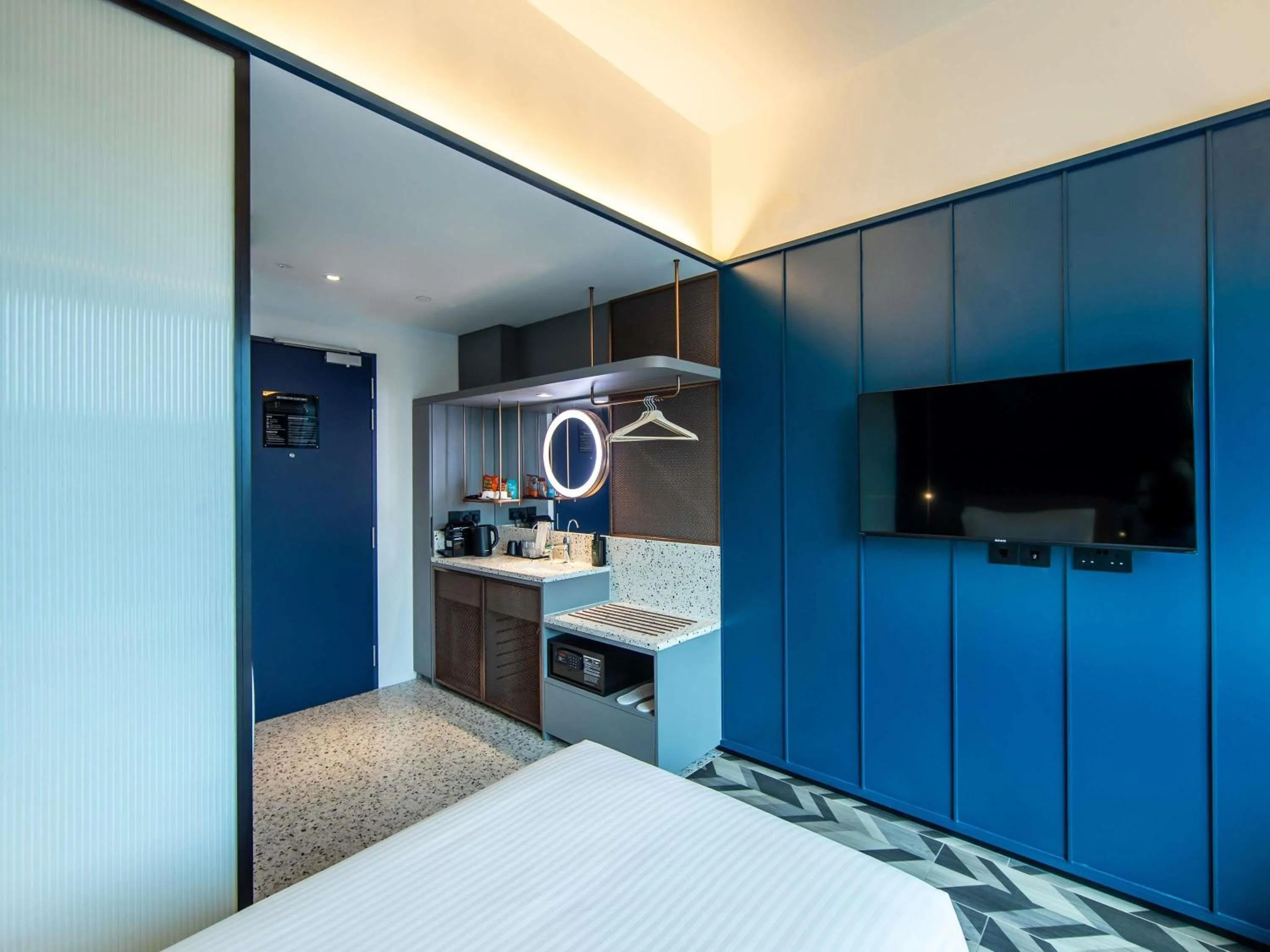 Bedroom, Bed in Hotel Faber Park Singapore - Handwritten Collection