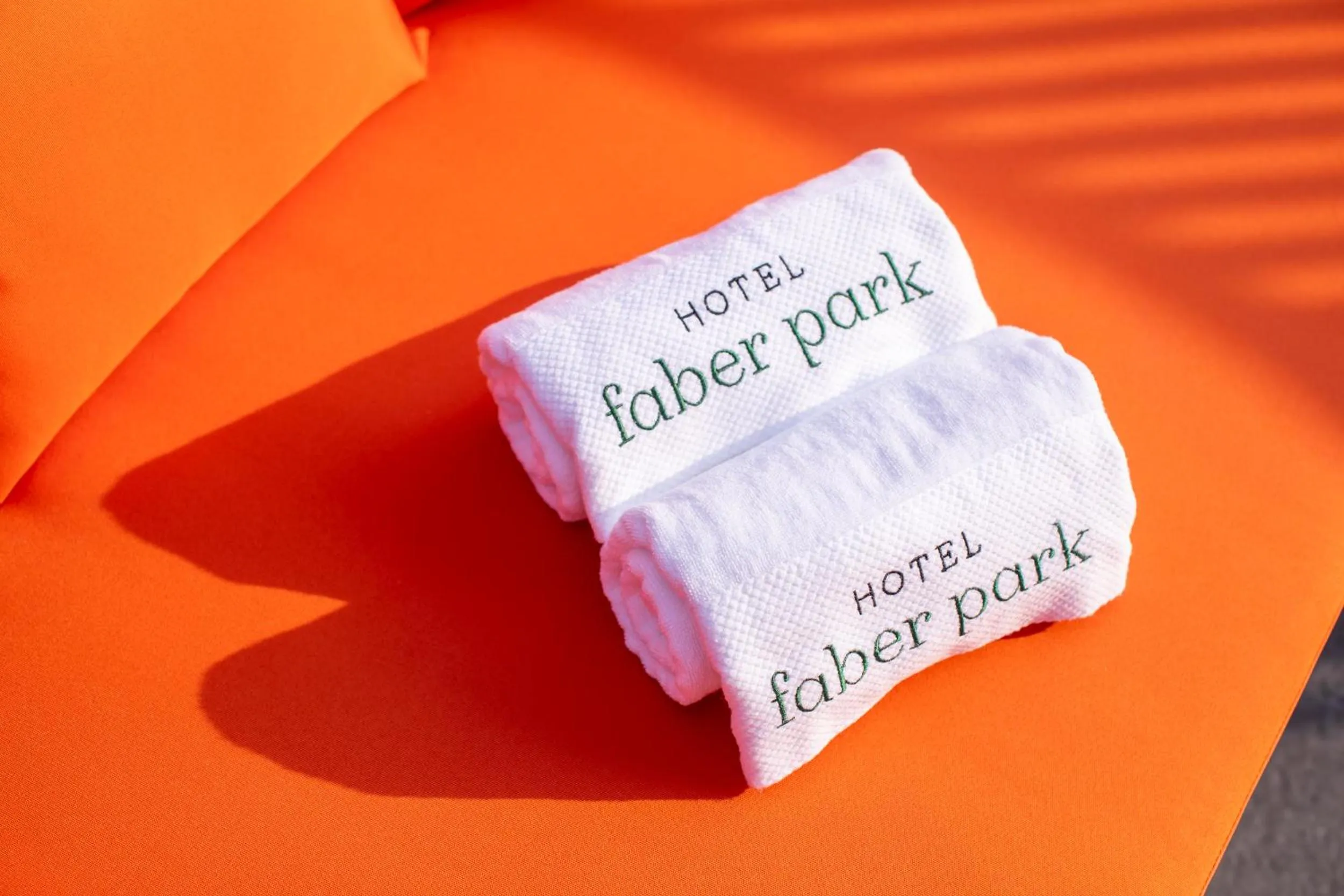 Swimming pool in Hotel Faber Park Singapore - Handwritten Collection